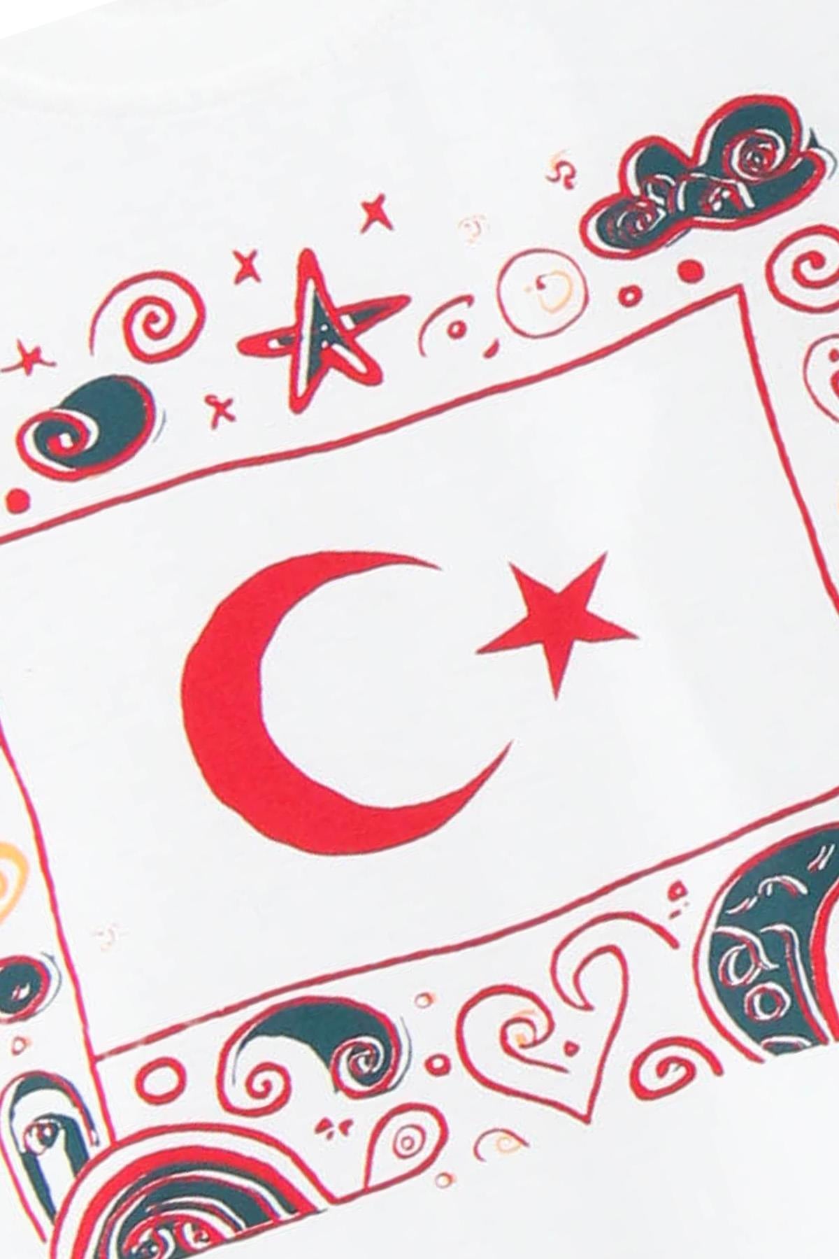 %100 Pamuklu Türk Bayraklı Kız Erkek Çocuk Tişört Beyaz - 23 Nisan 29 Ekim Bayramı - Perendi