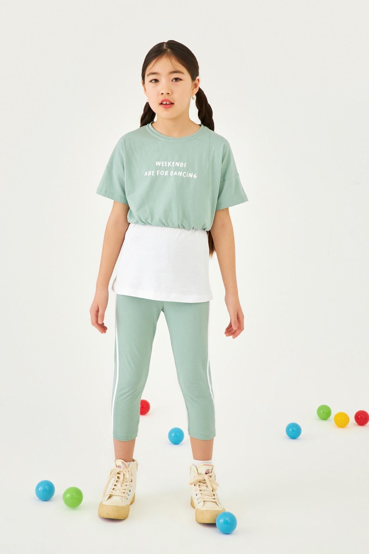 Baskılı Şerit Detaylı Atletli ve Taytlı Kız Çocuk Üçlü Takım