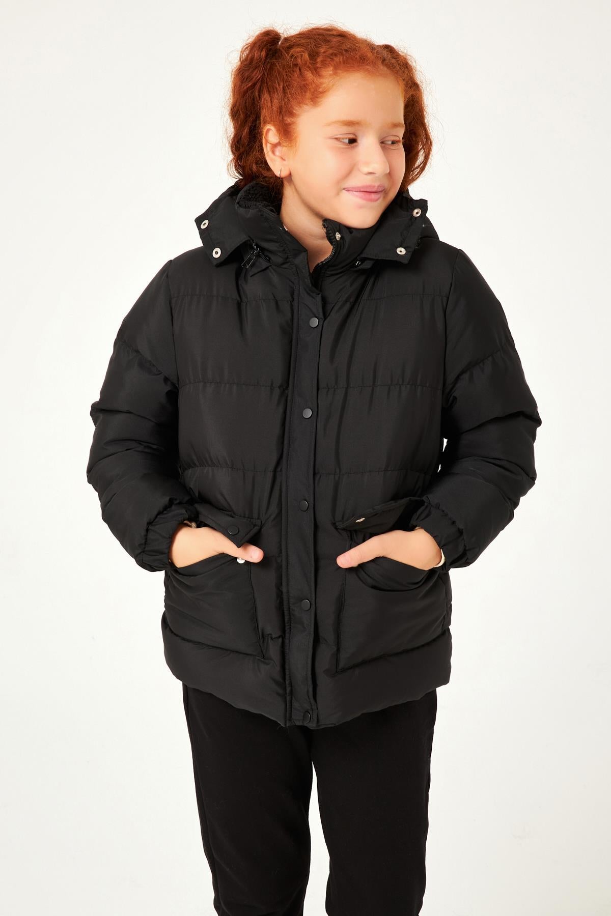 Cep Detaylı Kapüşonlu Unisex Çocuk Mont