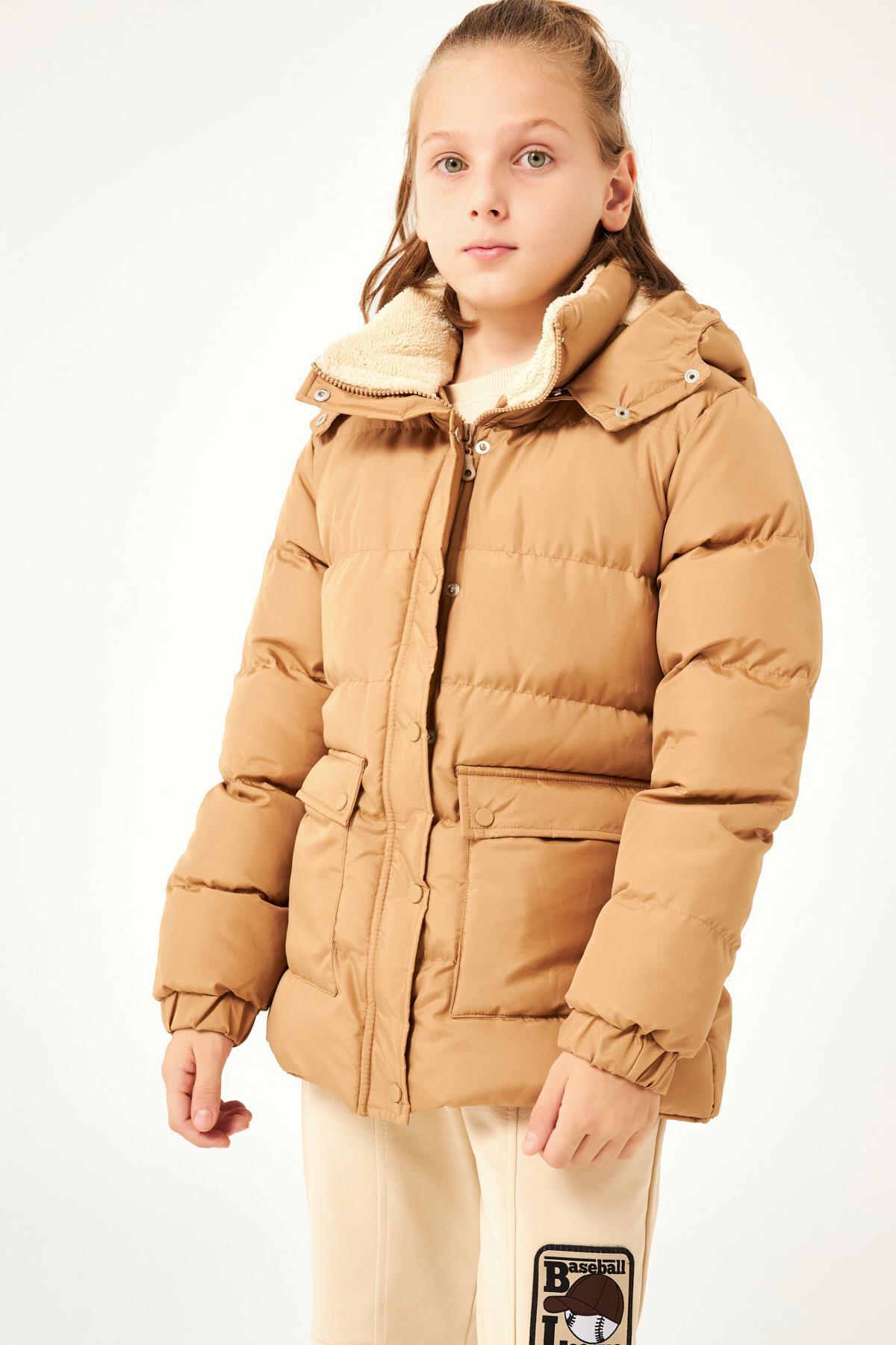 Cep Detaylı Kapüşonlu Unisex Çocuk Mont