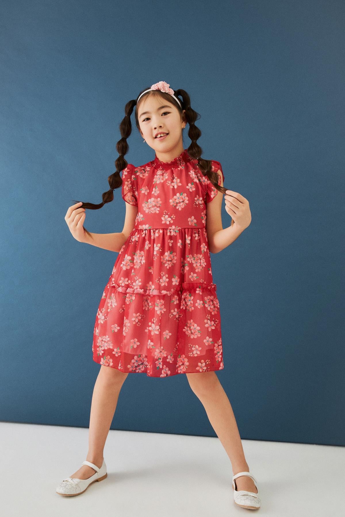 Çiçek Desenli Gipe Yakalı Şifon Kız Çocuk Elbise