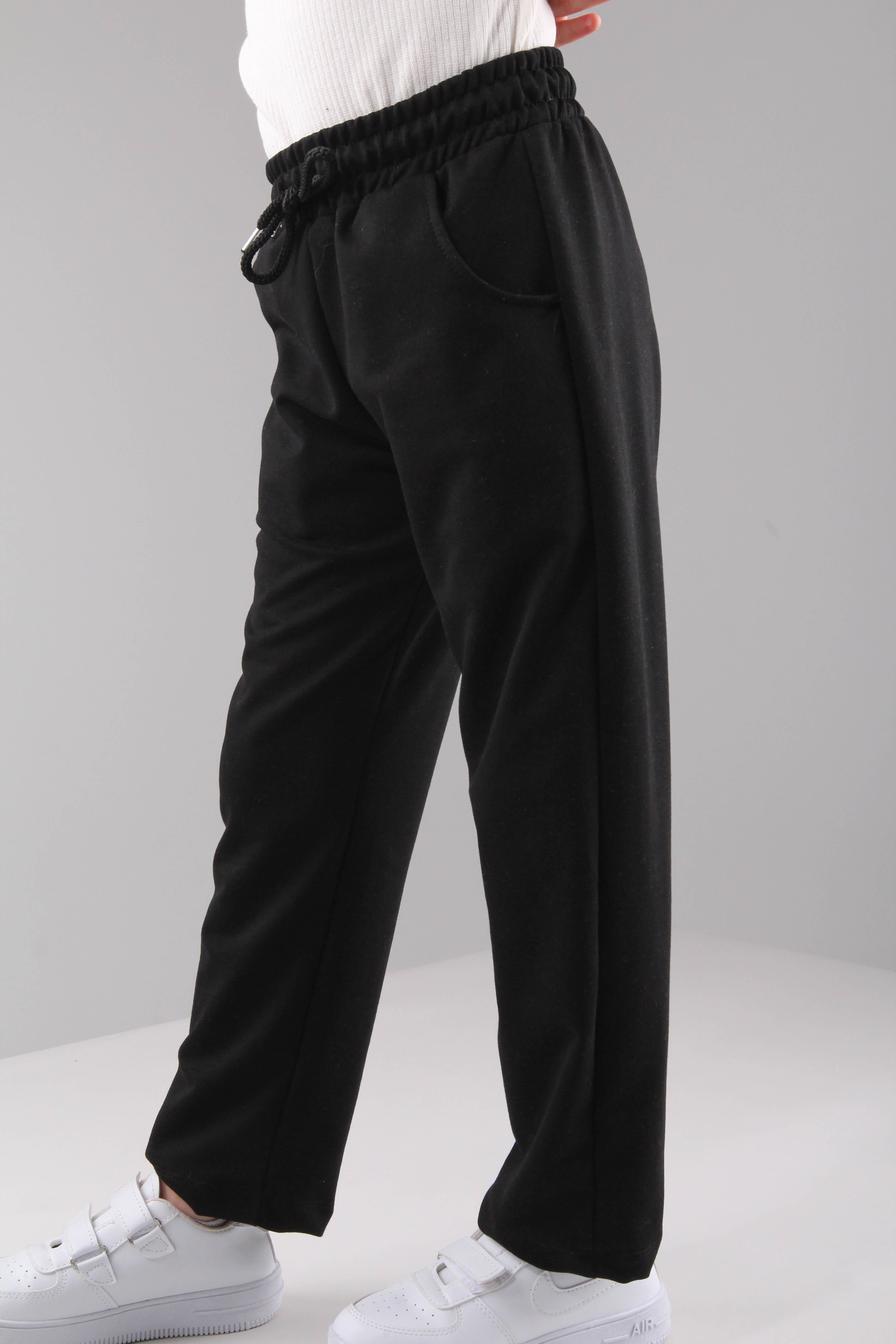 Düz Kesim Cepli Pamuklu Erkek Çocuk Eşofman Altı