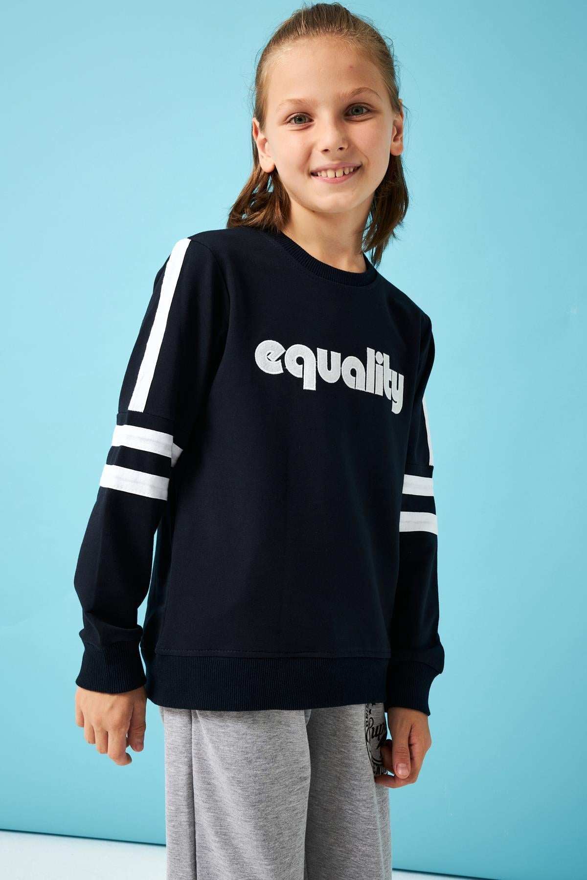 Equality Nakış Detaylı Erkek Çocuk Sweatshirt