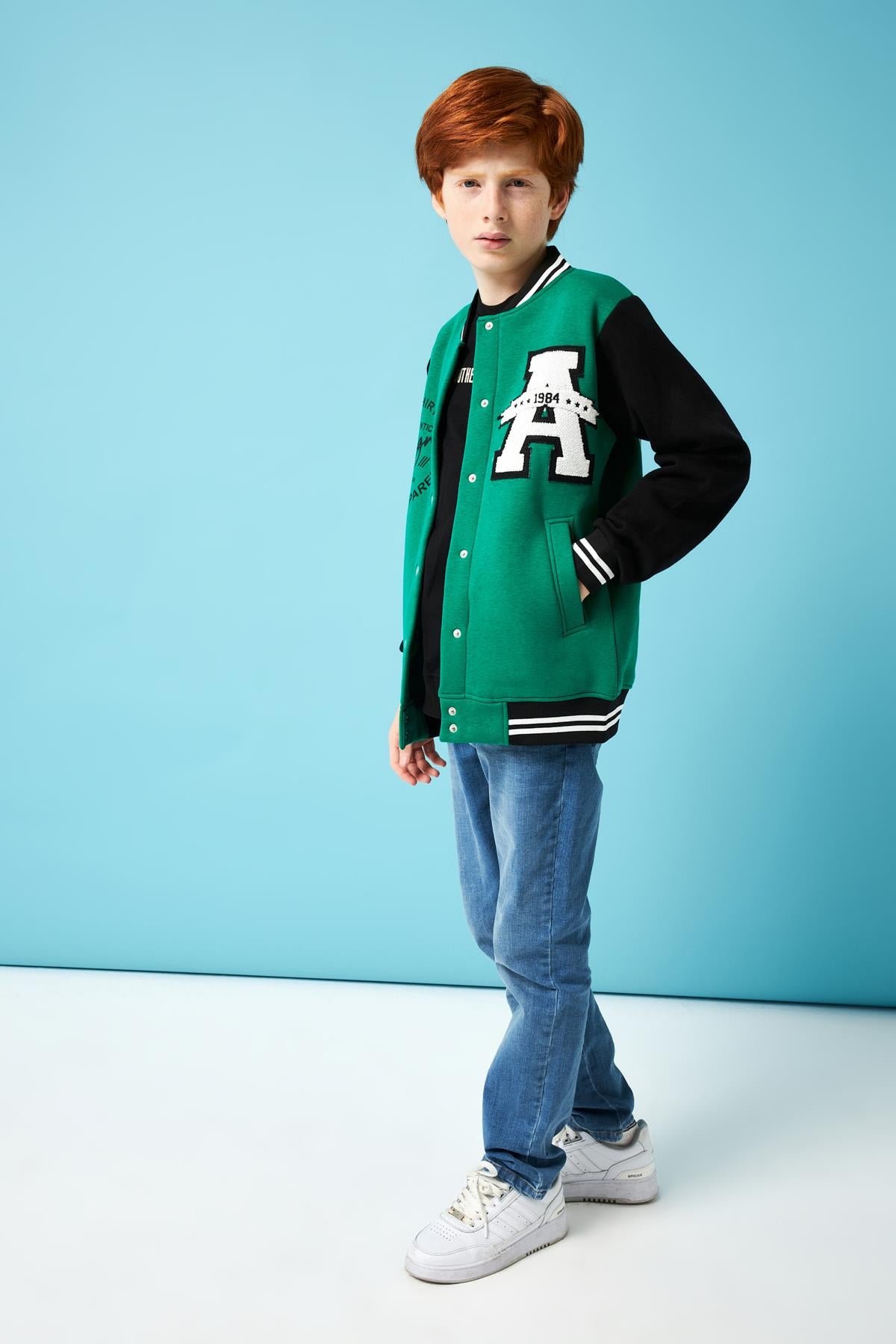 001 Baskı Detaylı Erkek Çocuk Kolej Ceket Benetto - Perendi