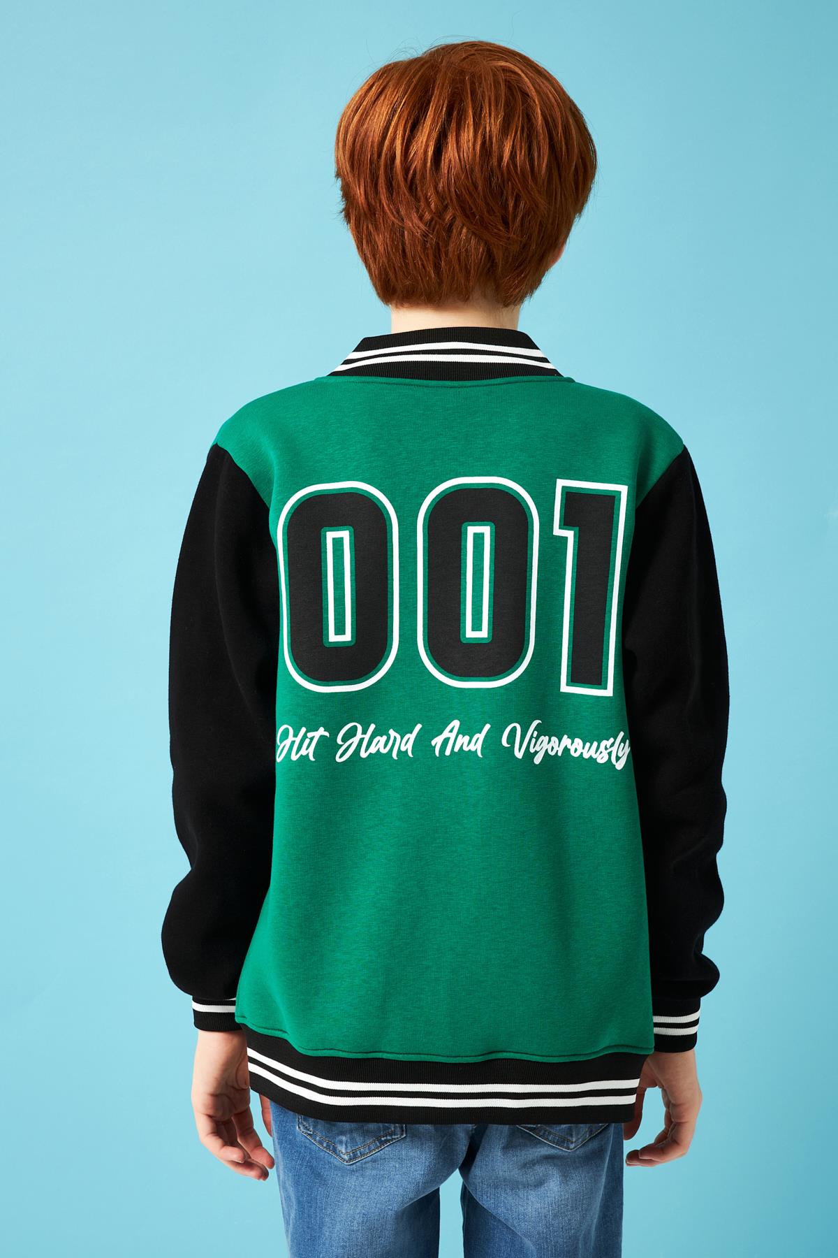 001 Baskı Detaylı Erkek Çocuk Kolej Ceket Benetto - Perendi