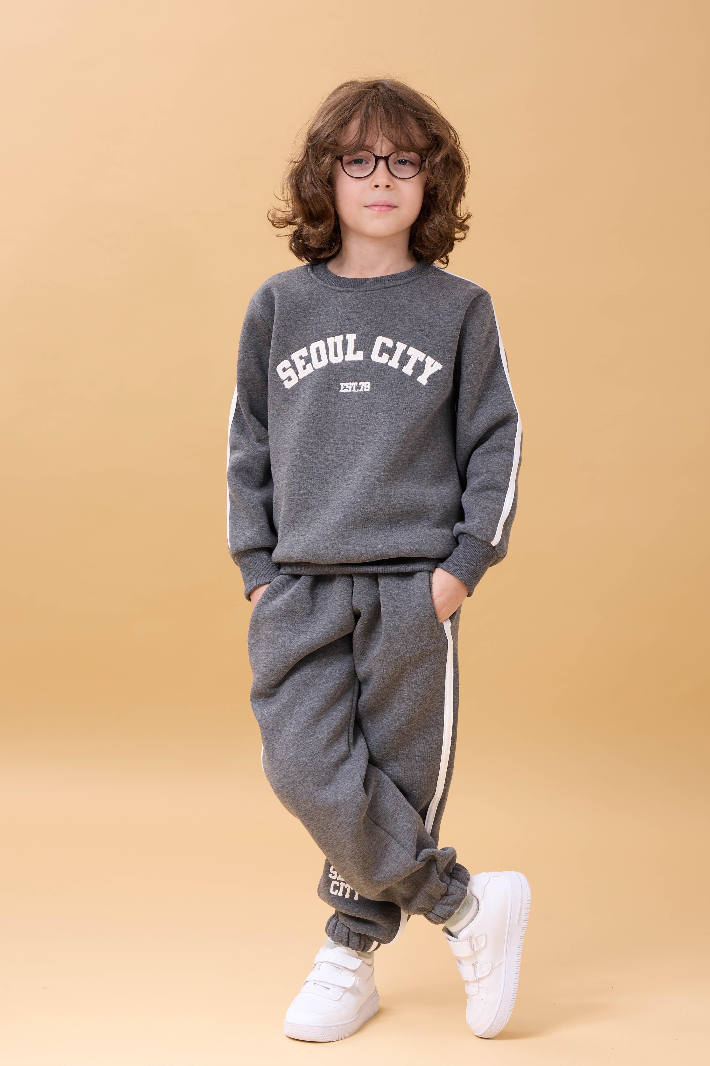 Erkek Çocuk Aplikeli Şardonlu Bisiklet Yaka İkili Kolej Takım