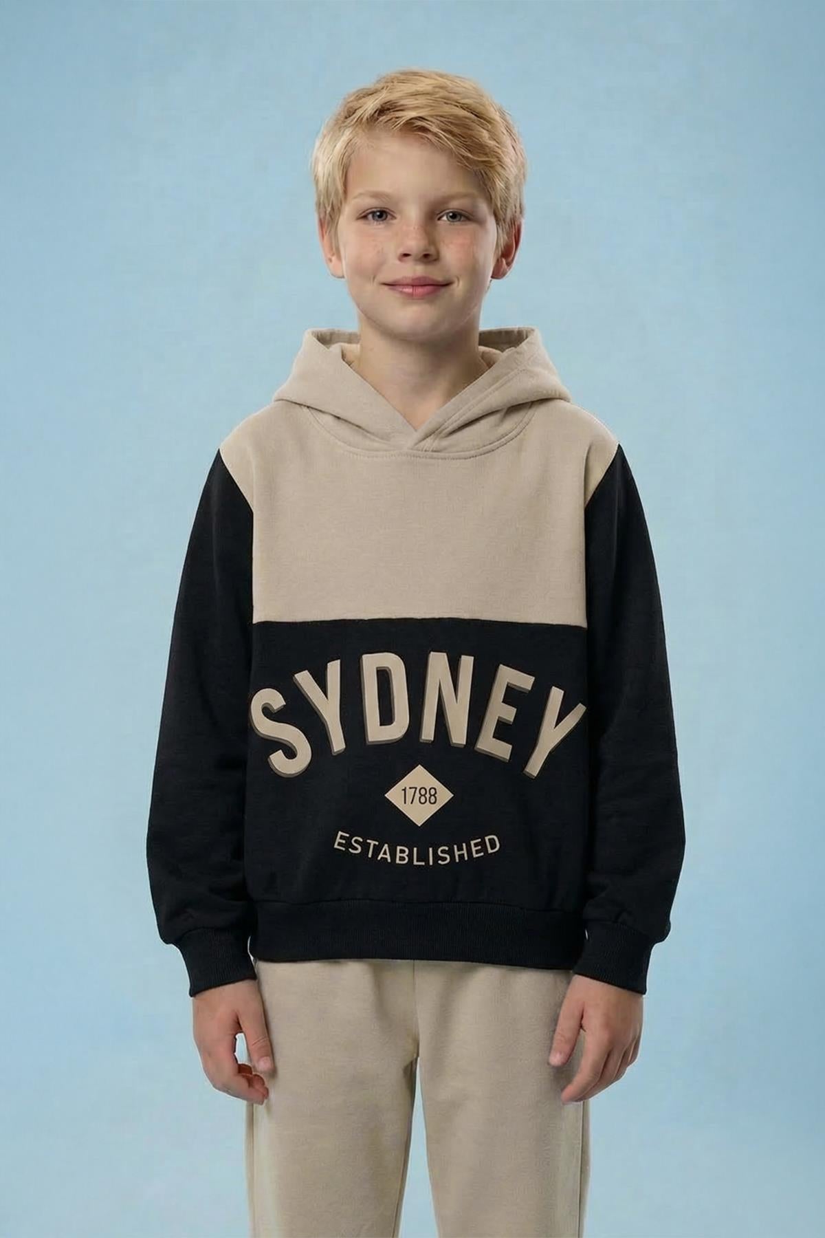 Erkek Çocuk Baskı Detaylı Kapüşonlu Kışlık Eşofman Takımı