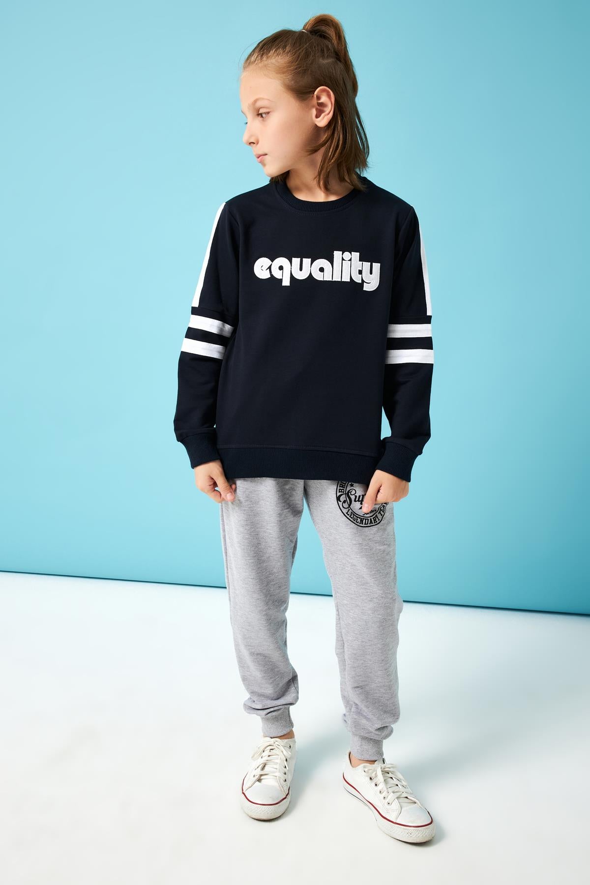 Equality Nakış Detaylı Erkek Çocuk Sweatshirt Lacivert - Perendi