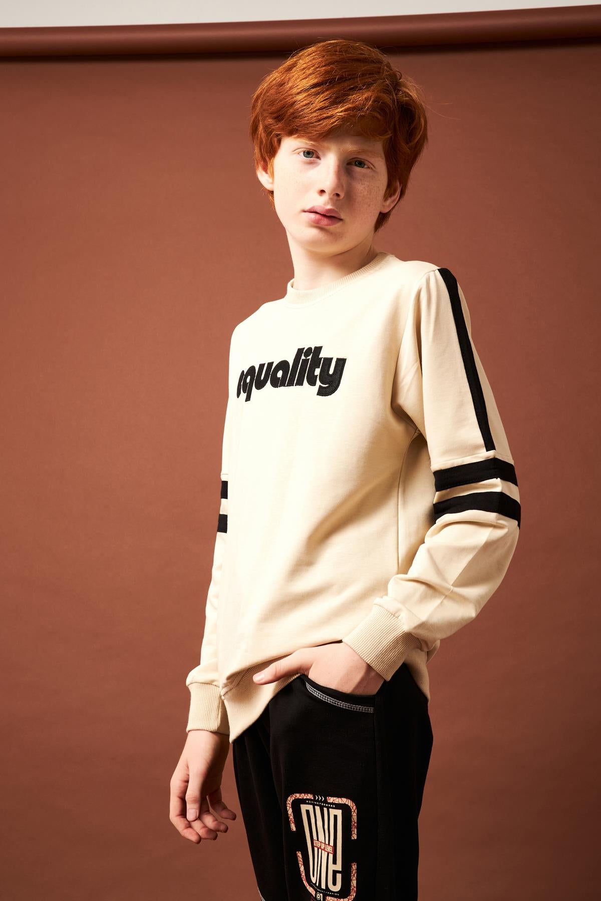 Equality Nakış Detaylı Erkek Çocuk Sweatshirt Taş - Perendi