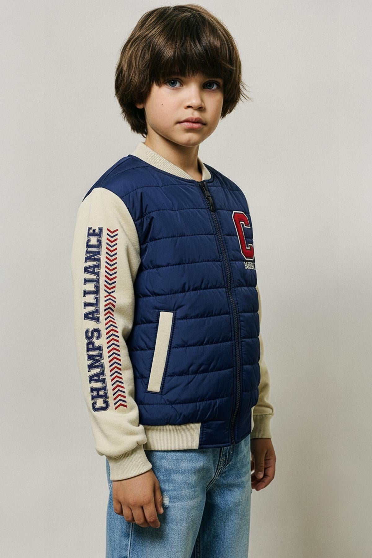 Erkek Çocuk İçi Peluşlu Nakış Detaylı Kapitone Kolej Ceket