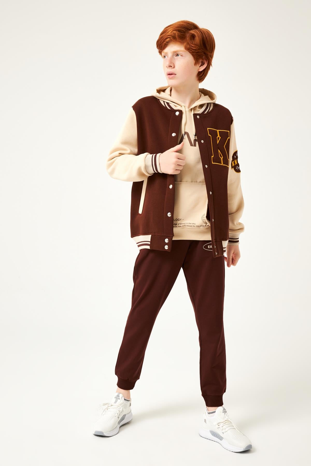 K Nakış Detaylı Erkek Çocuk Kolej Ceket Kahverengi - Perendi