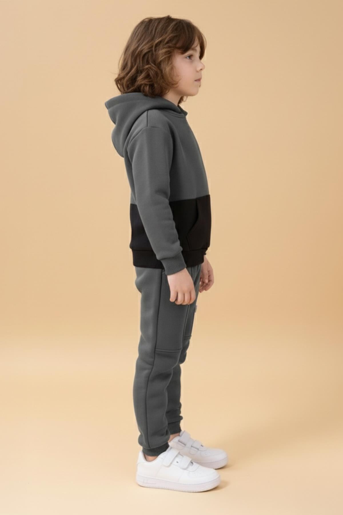 Erkek Çocuk Kapüşonlu Kanguru Cepli 2 Renk Sweatshirt ve Rahat Kalıp İçi Polarlı Jogger Alt Takım