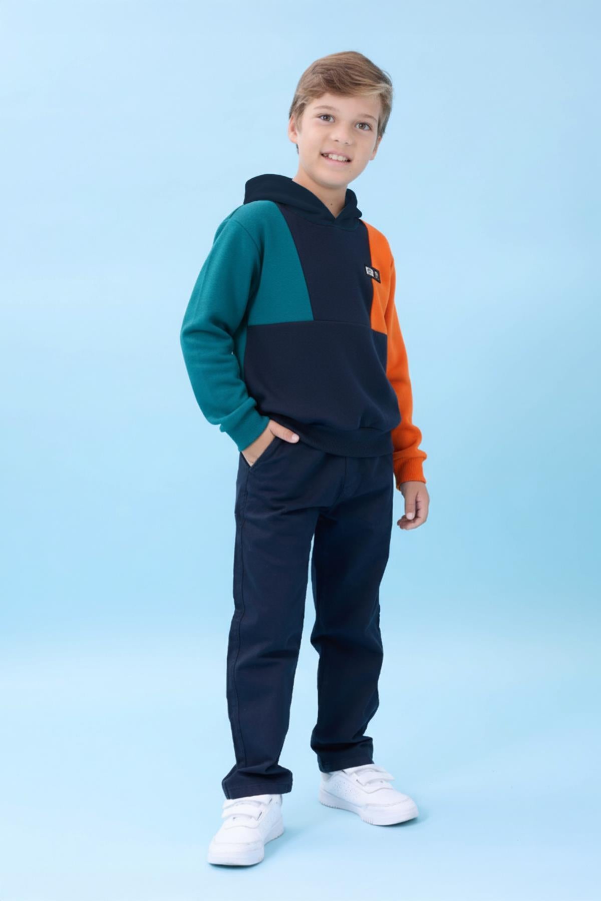 Erkek Çocuk Kapüşonlu Parçalı 3 İp Sweatshirt