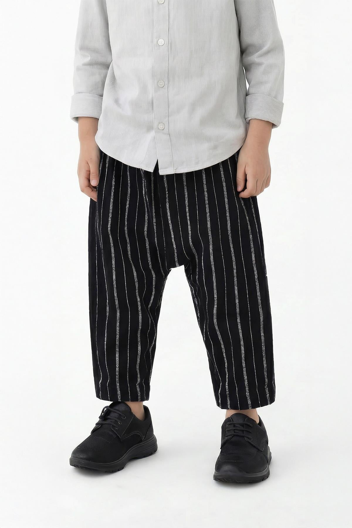 Erkek Çocuk Mevsimlik Çizgili Şalvar Alt