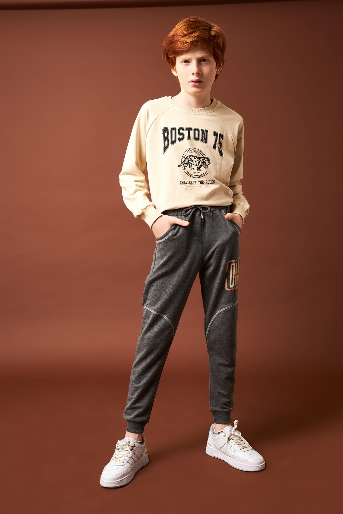 One Baskı Detaylı Erkek Çocuk Eşofman Altı Antrasit - Perendi