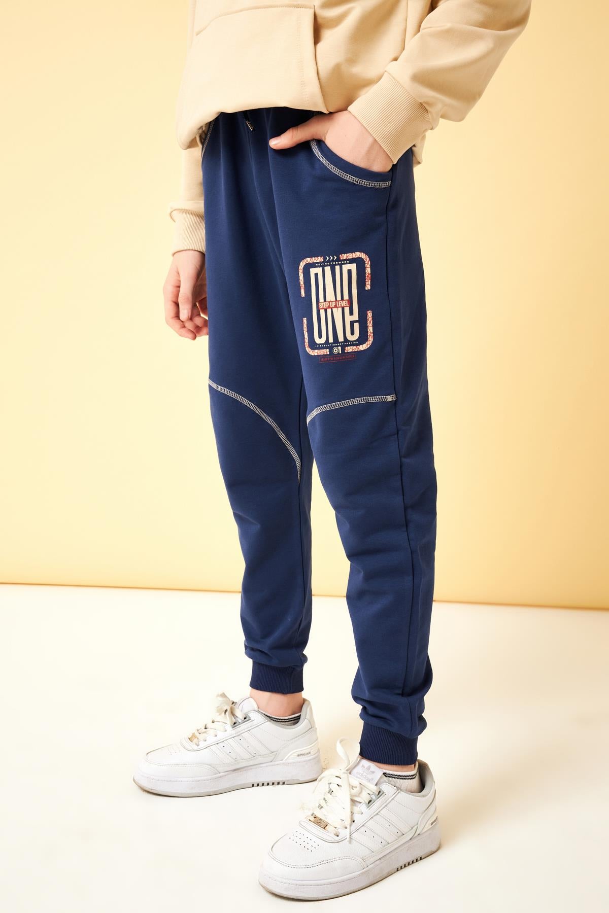 One Baskı Detaylı Erkek Çocuk Eşofman Altı İndigo - Perendi