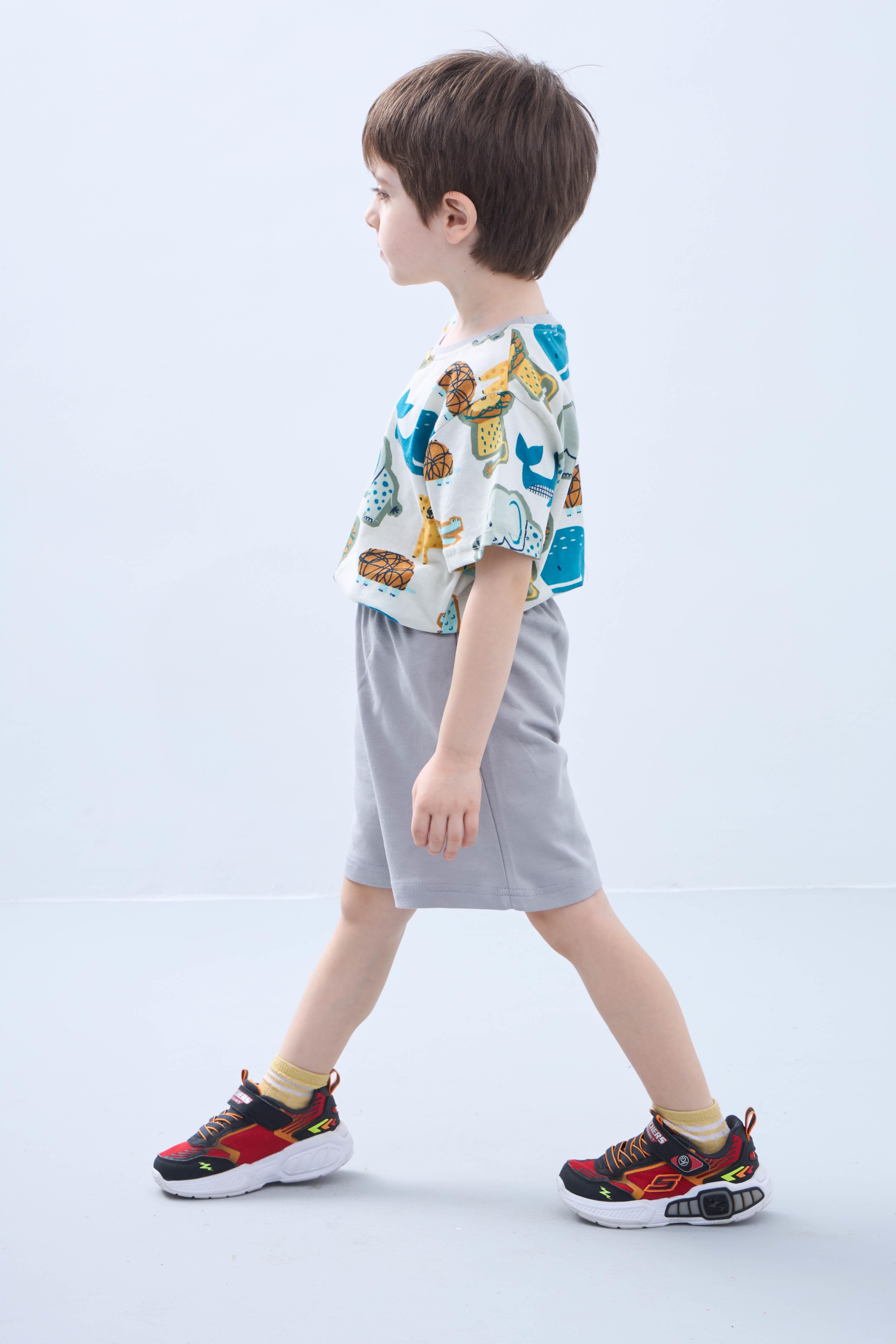 Erkek Çocuk Şortlu Takım - Hayvan Desenli Kısa Kollu Tişört & Gri Şort - Yazlık Takım - Perendi