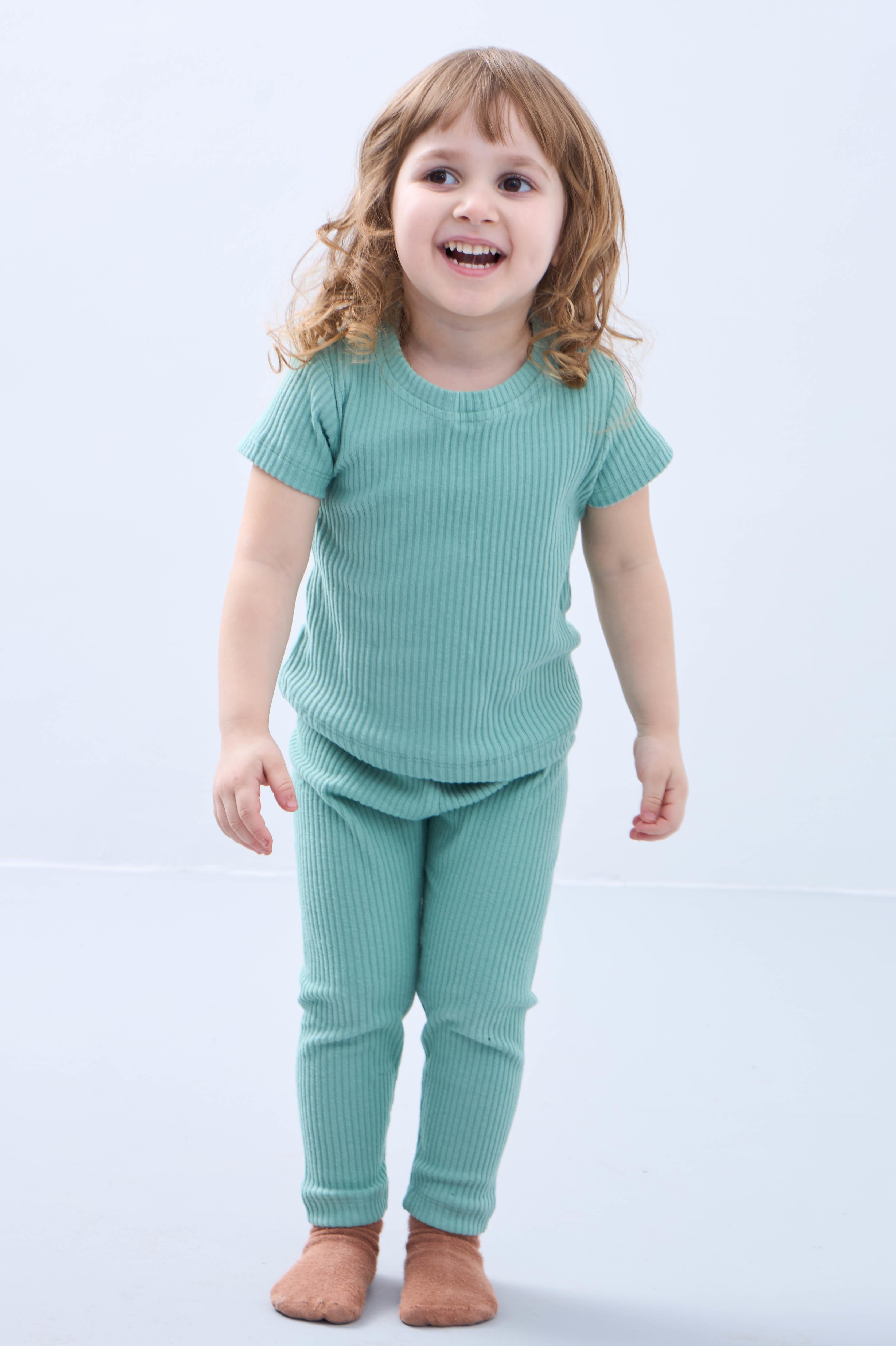 Fırfır Detaylı Pamuklu Üçlü Kız Çocuk Takımı