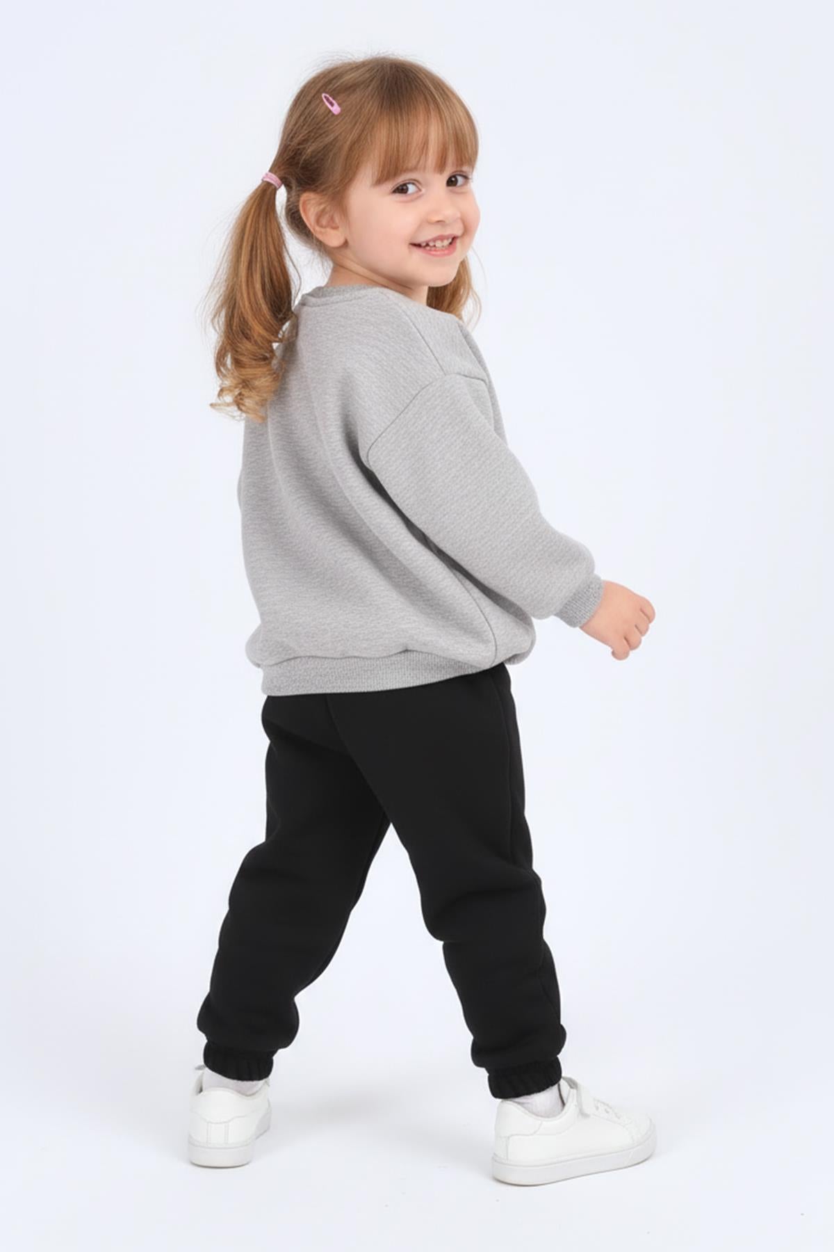 Kız Çocuk Bisiklet Yaka Baskı Detaylı Sweatshirt ve İçi Polarlı Jogger Alt Takım