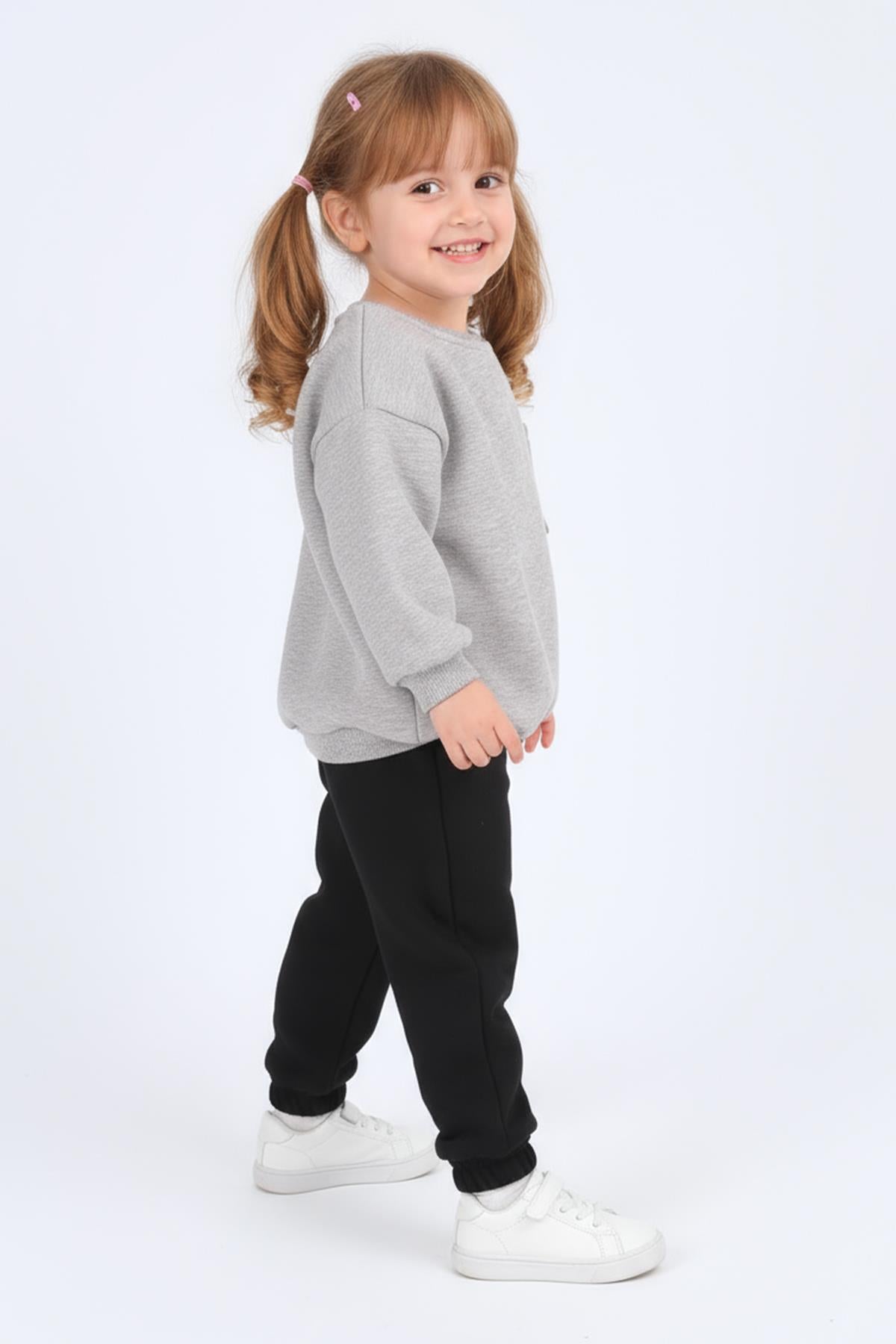 Kız Çocuk Bisiklet Yaka Baskı Detaylı Sweatshirt ve İçi Polarlı Jogger Alt Takım – Gri