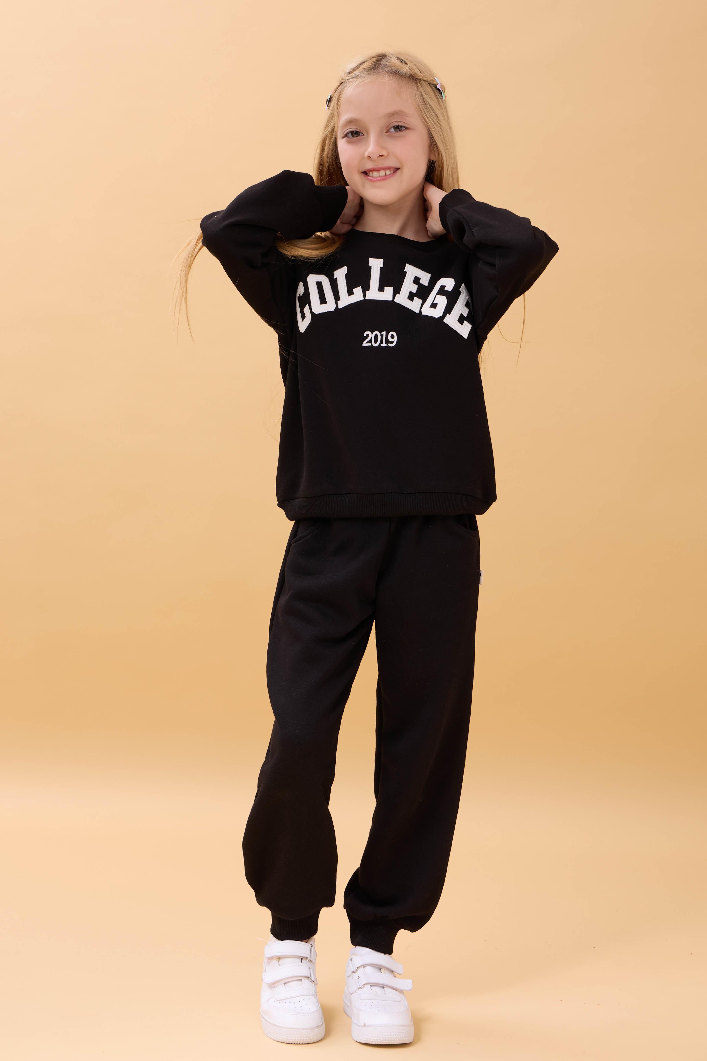 Kız Çocuk Bisiklet Yaka Kabartma Yazı Detaylı 2'li Eşofman Takımı Şardonsuz