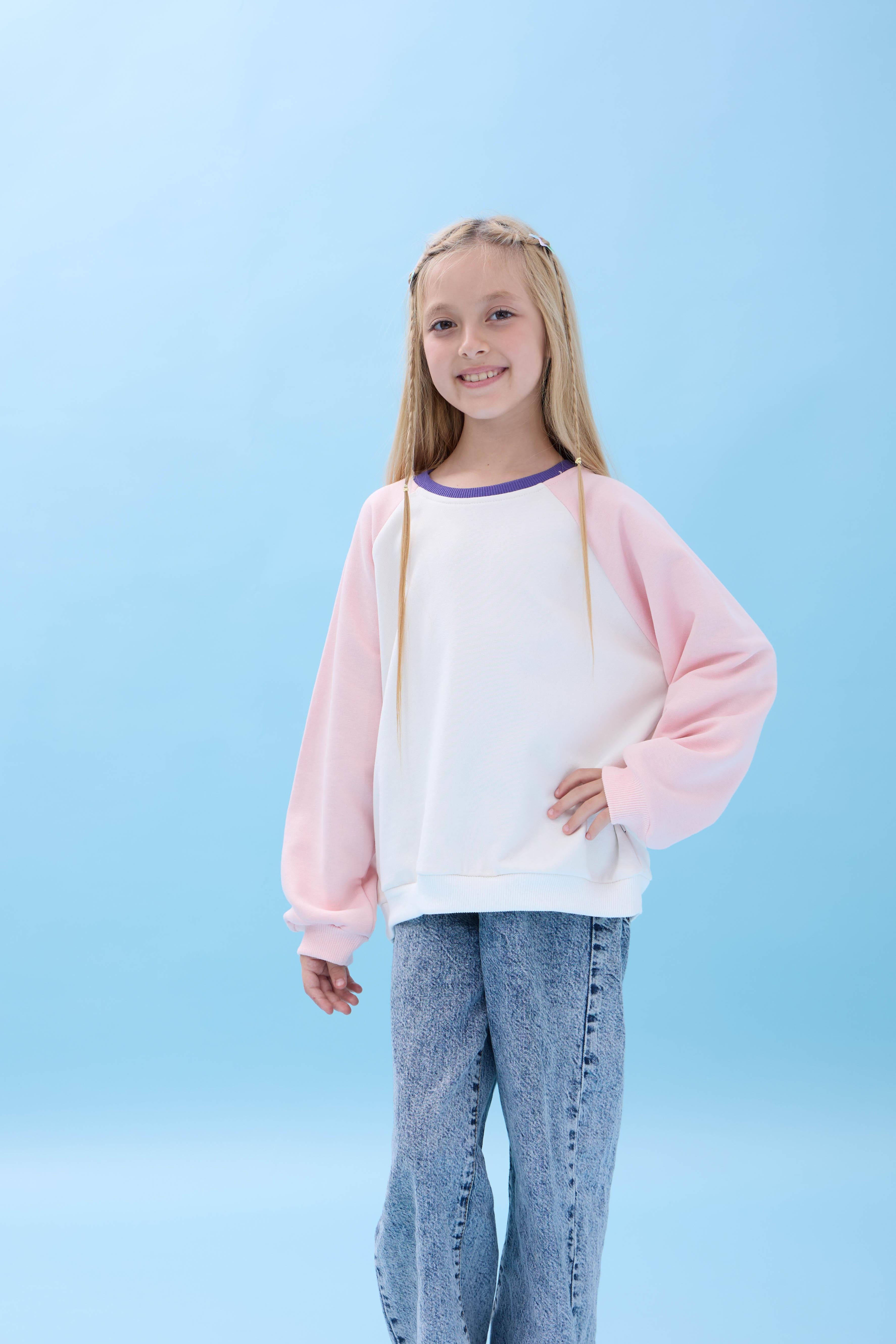 Kız Çocuk Bisiklet Yaka Renkli Basic Oversize Mevsimlik Kreş Sweatshirt - Ekru/Pembe