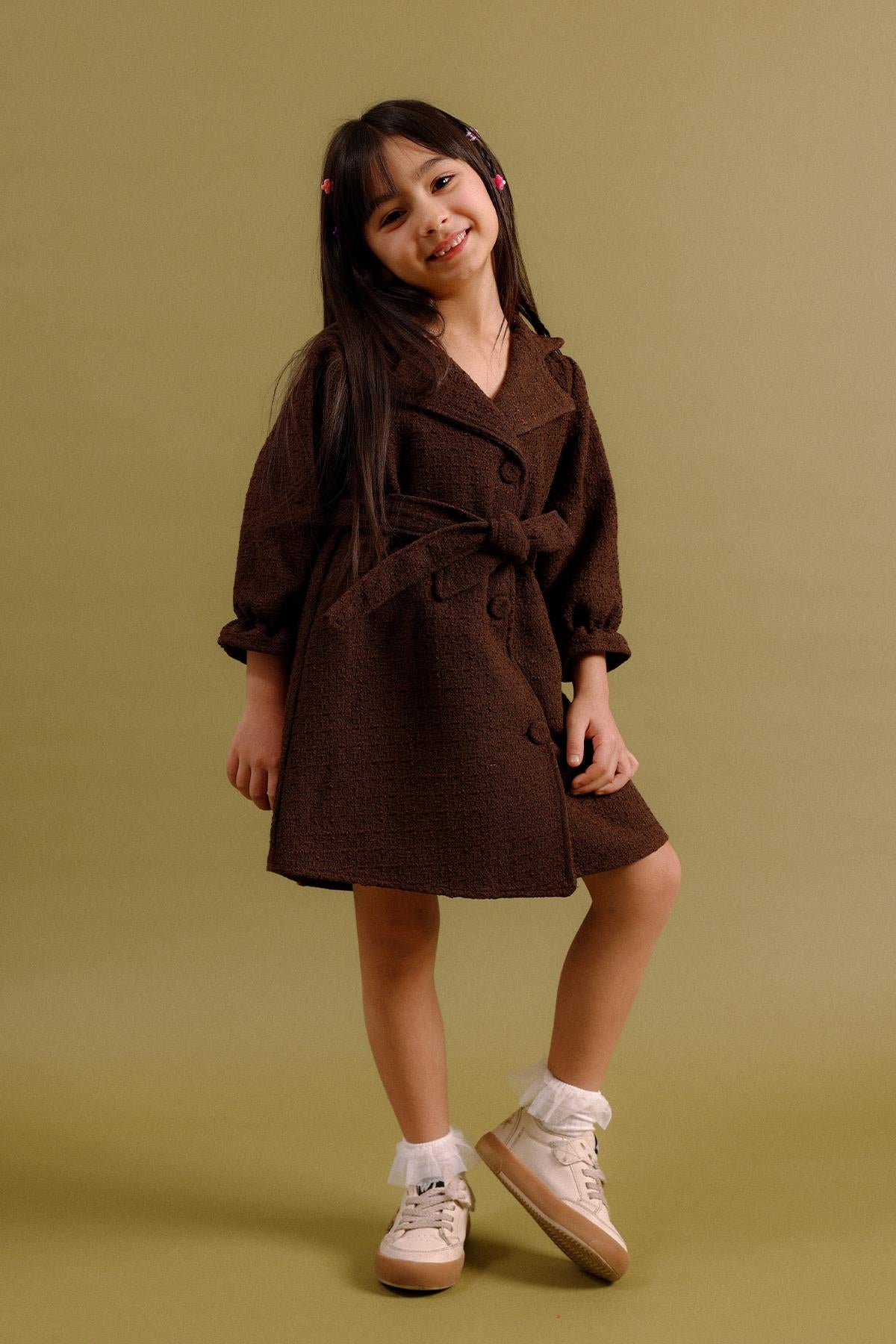 Kız Çocuk Düğmeli Kemerli Fakir Kol Trençkot Elbise – Özel Gün Kombini