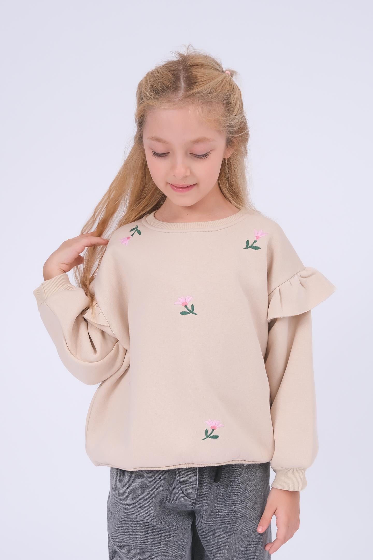 Kız Çocuk Fırfır Detaylı Çiçek İşlemeli Şardonlu Oversize Sweatshirt