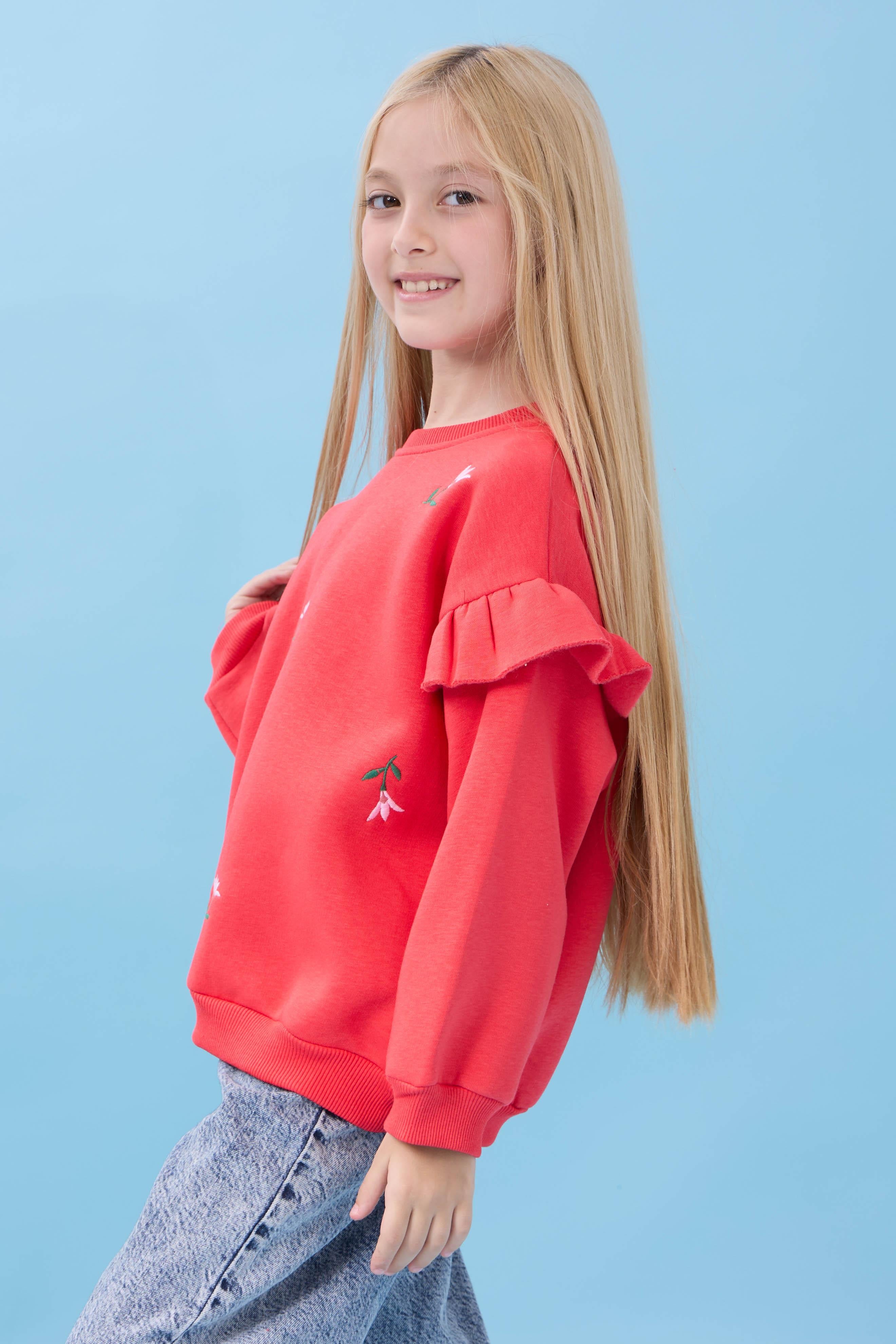 Kız Çocuk Fırfır Detaylı Çiçek İşlemeli Şardonlu Oversize Sweatshirt - Nar Çiçeği