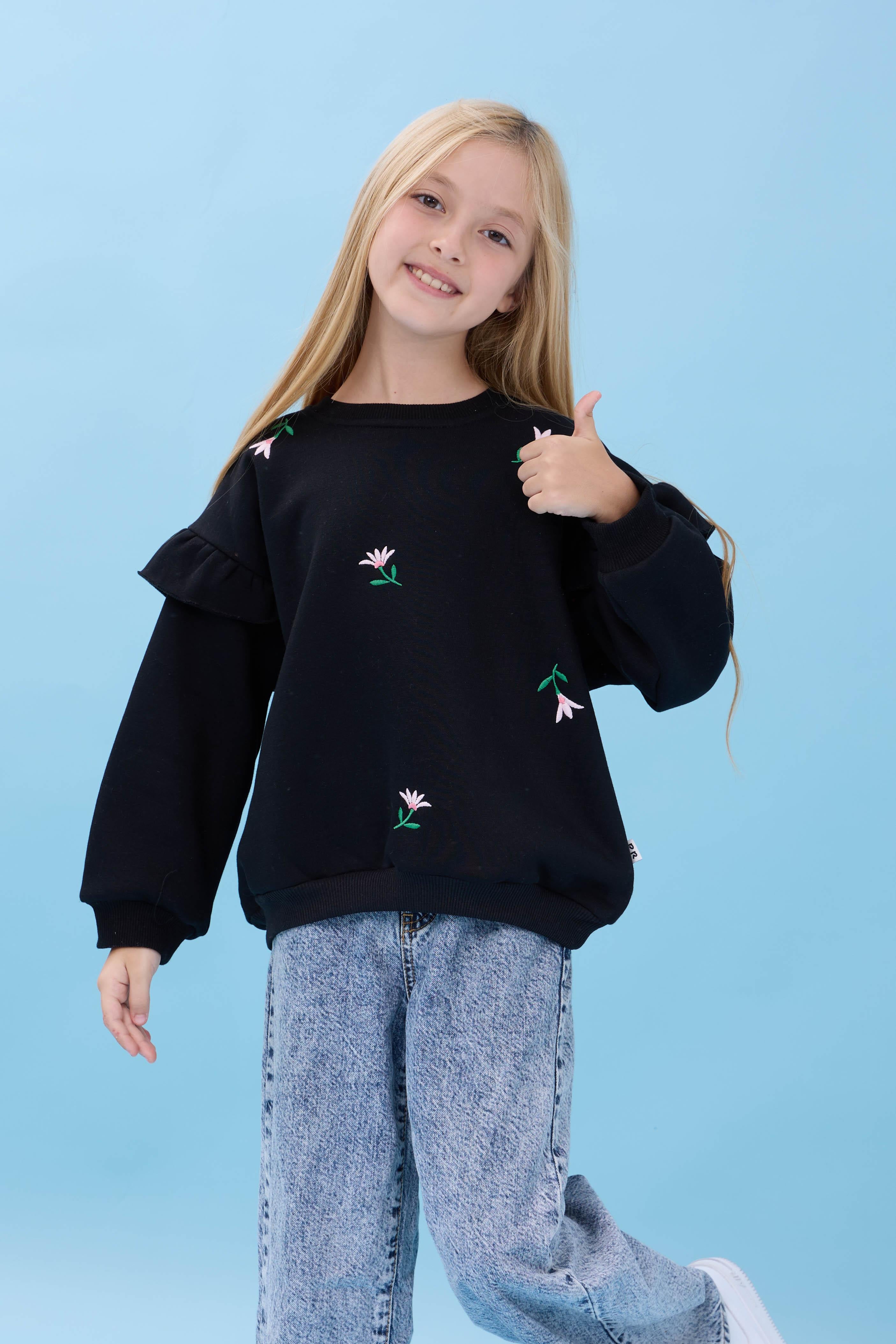 Kız Çocuk Fırfır Detaylı Çiçek İşlemeli Şardonlu Oversize Sweatshirt - Siyah