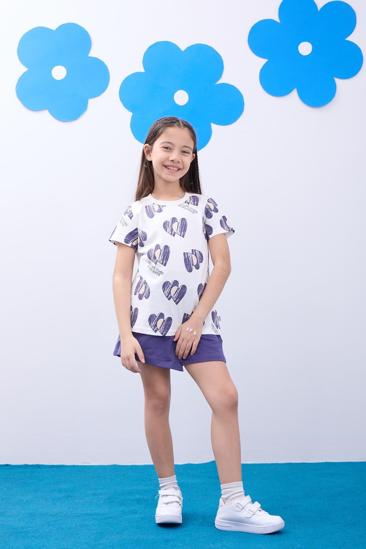 Kız Çocuk Kalp Desenli Tişört ve Şortlu Etek Takım