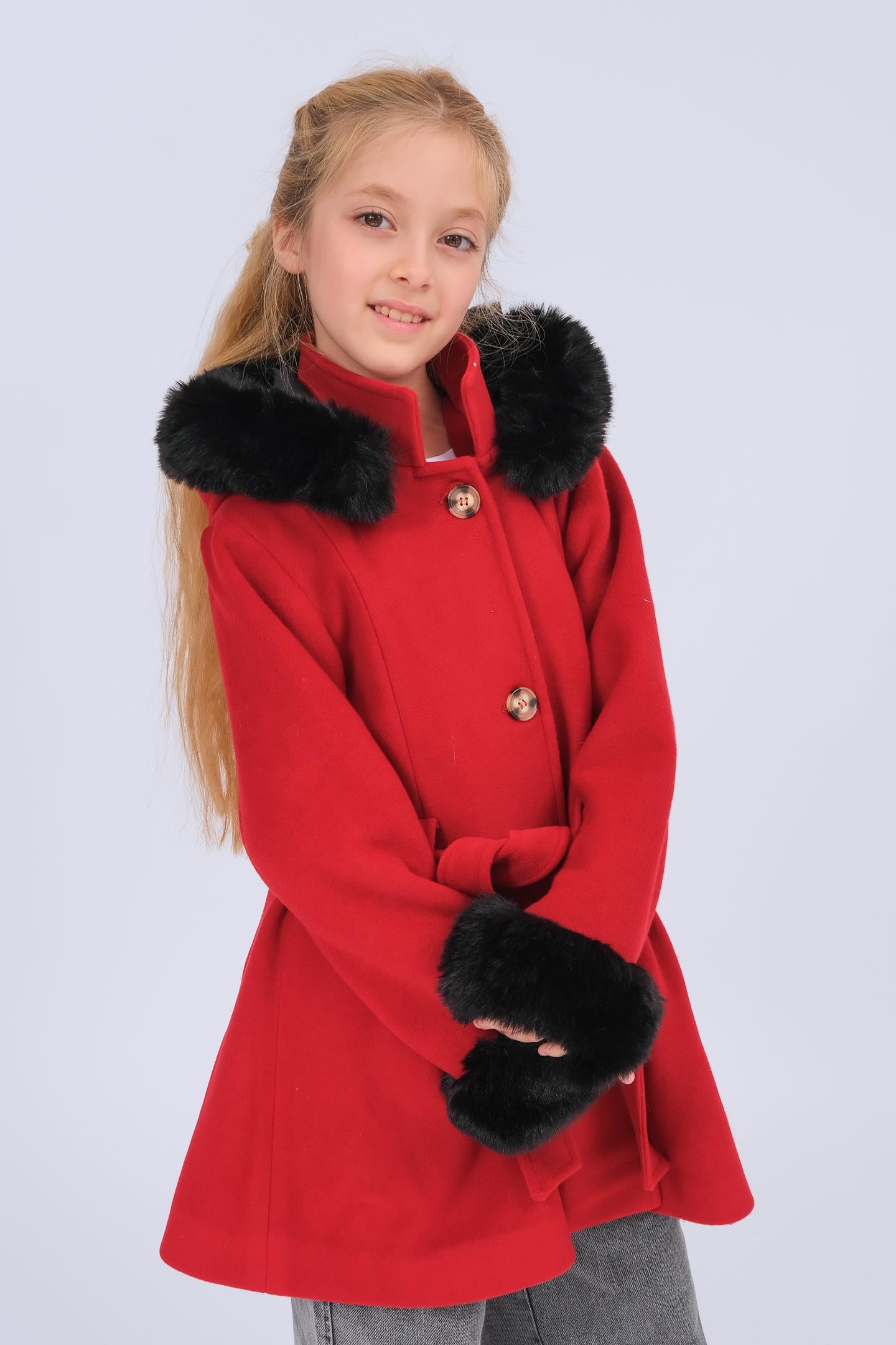 Kız Çocuk Kürk Detaylı Kapüşonlu Kuşaklı Kaşe Kaban – Kırmızı