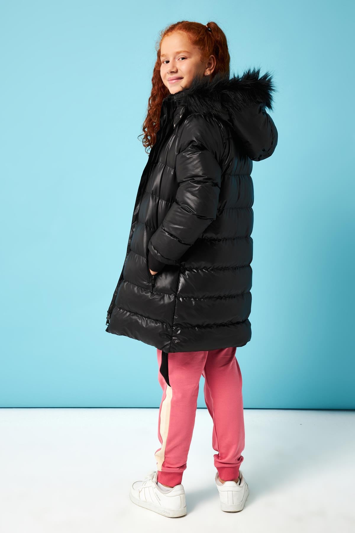Kürk Kapüşonlu Kız Çocuk Mont Siyah - Perendi
