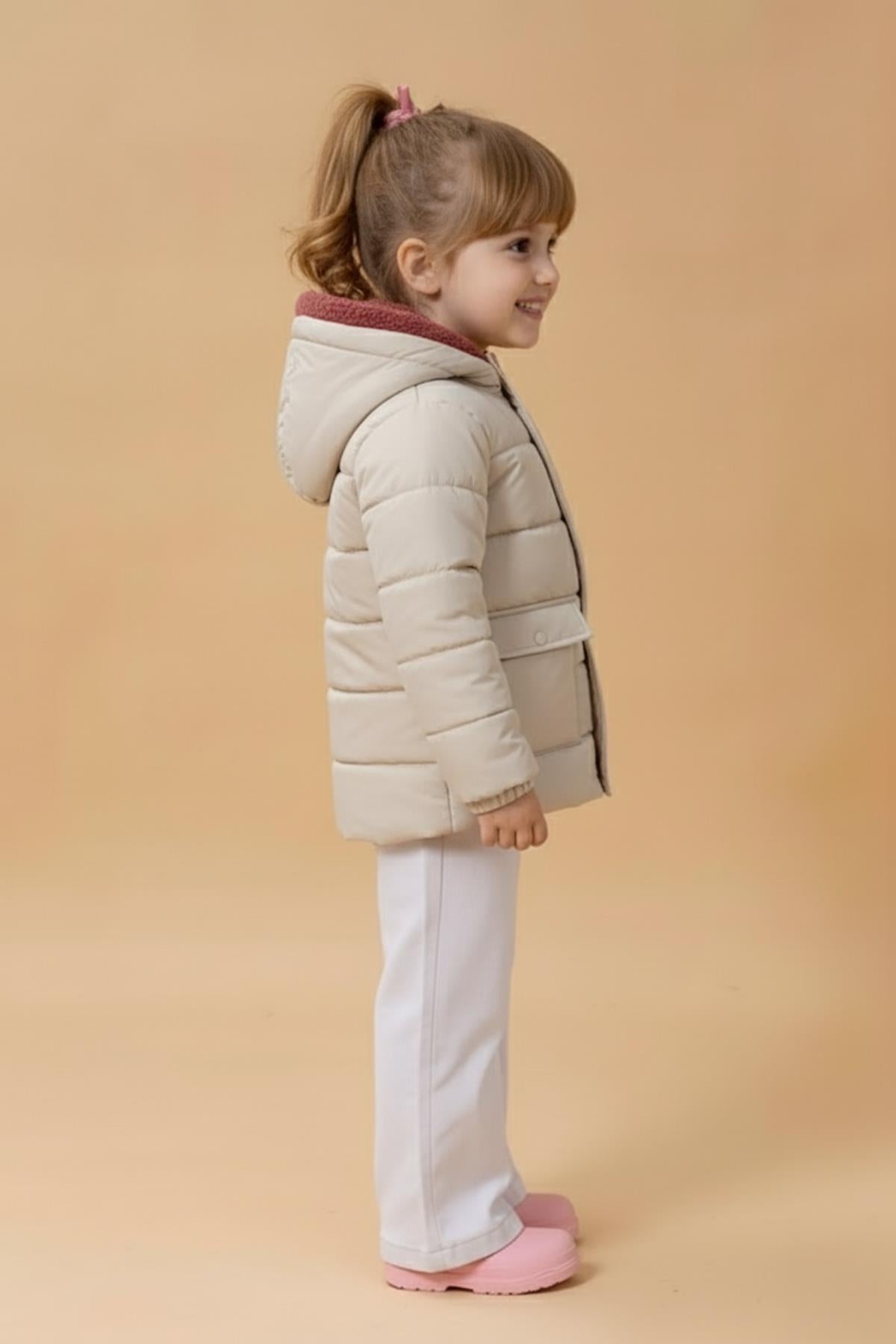 Kız Çocuk Kürklü Kapüşonlu Atkılı Şişme Mont – Taş