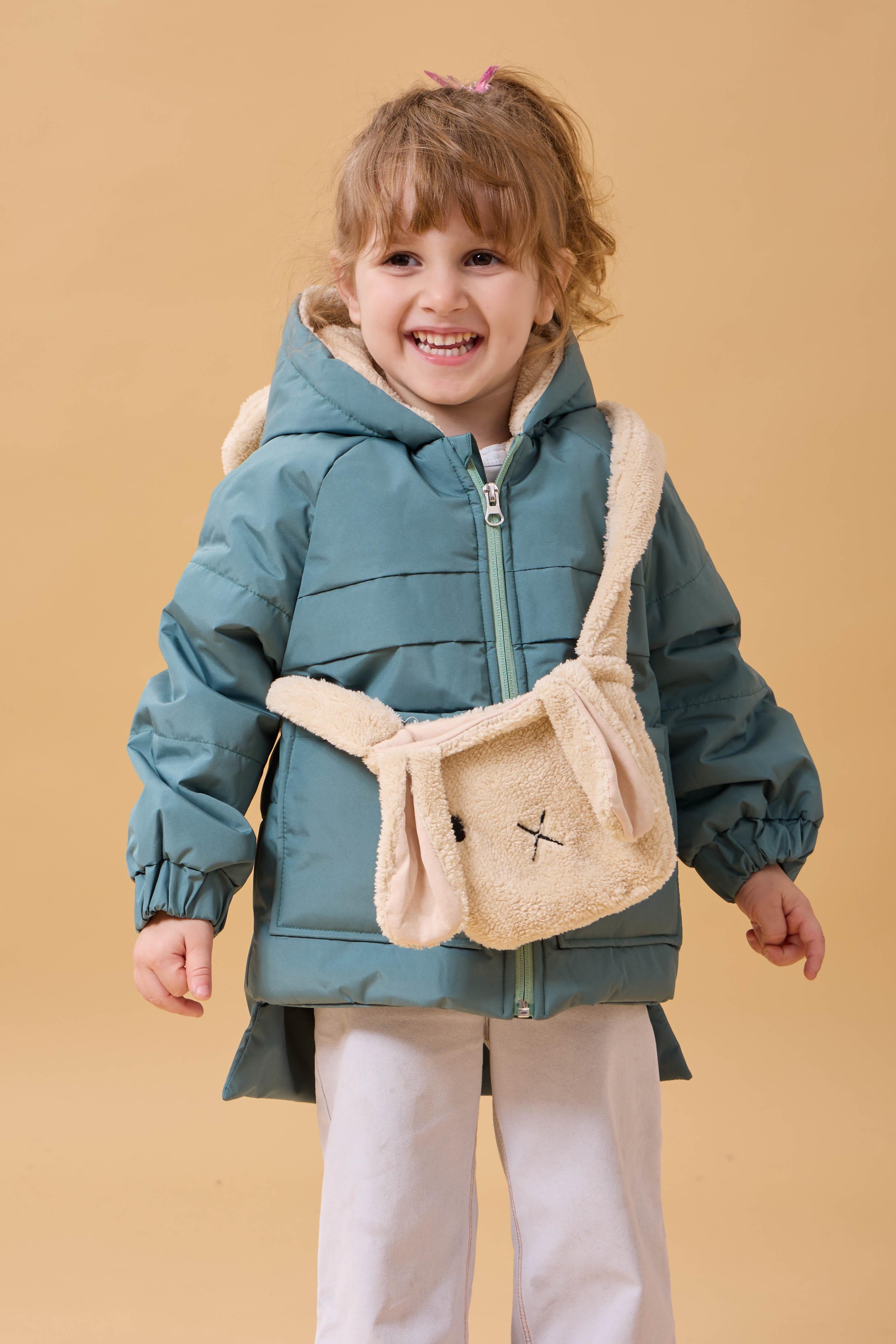 Kız Çocuk Kürklü Kulaklı ve Çanta Aksesuarlı Kalın Kışlık Mont Çağla