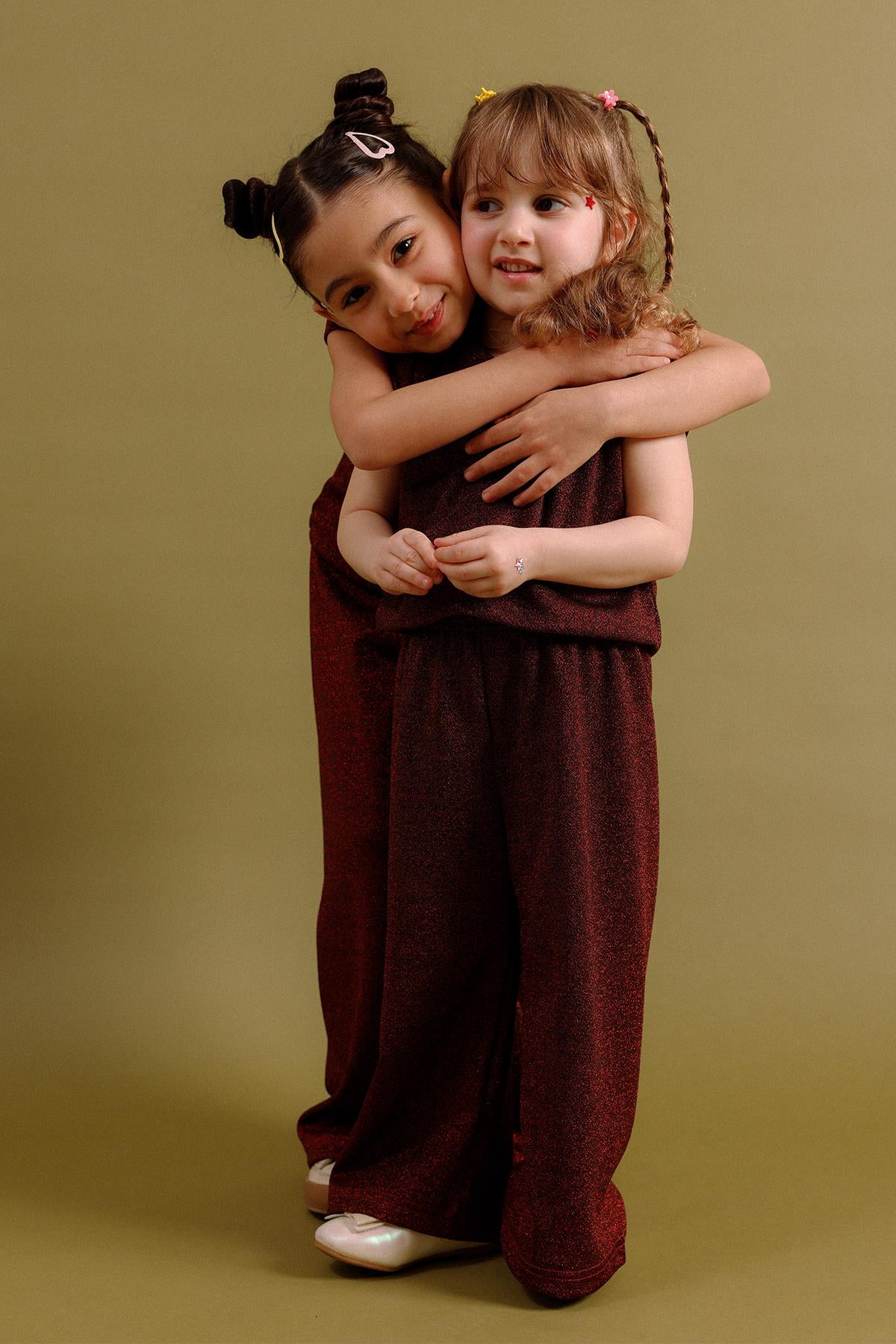 Kız Çocuk Simli Bluz Ve Bol Pantolon 2'li Takım – Özel Gün Kombini