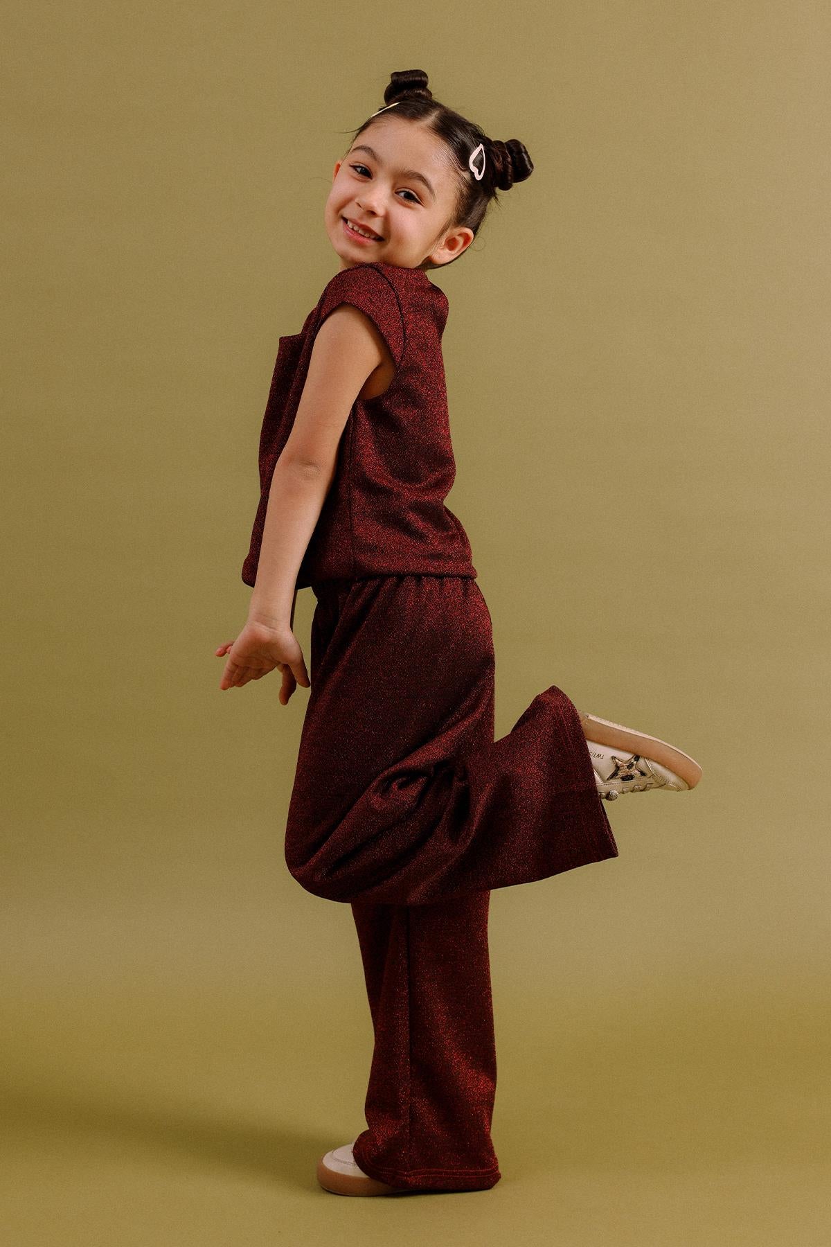 Kız Çocuk Simli Bluz Ve Bol Pantolon 2'li Takım – Özel Gün Kombini