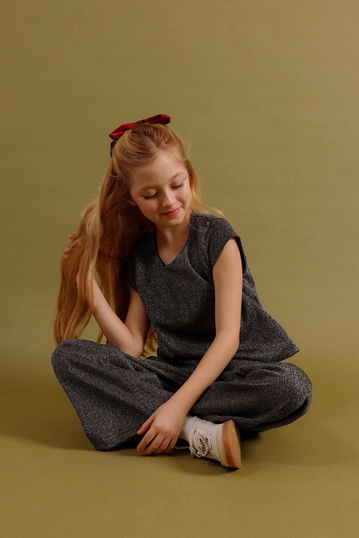 Kız Çocuk Simli Bluz Ve Bol Pantolon 2'li Takım – Özel Gün Kombini