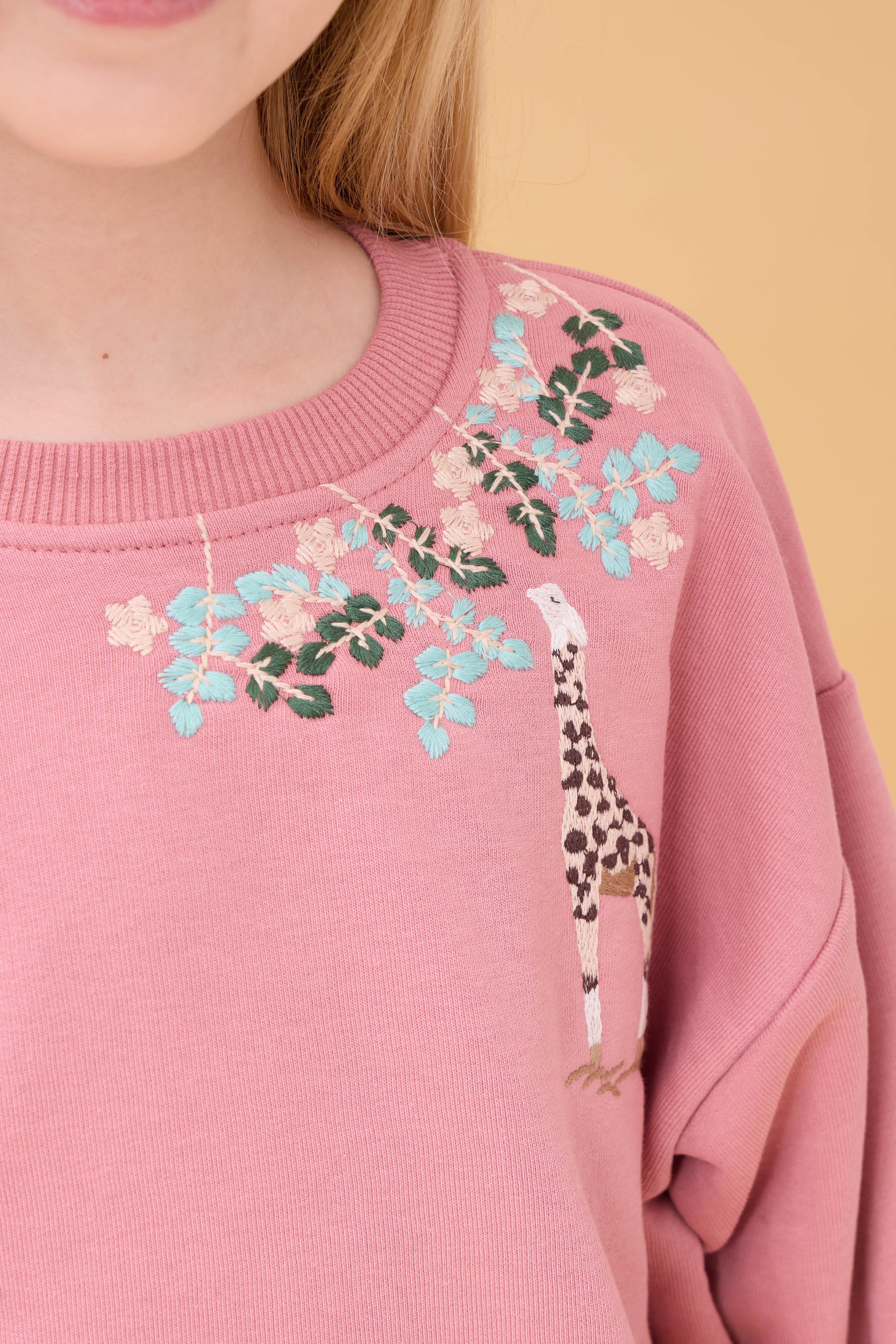 Kız Çocuk Zürafa Nakışlı Mevsimlik Oversize Sweatshirt – Gül Kurusu