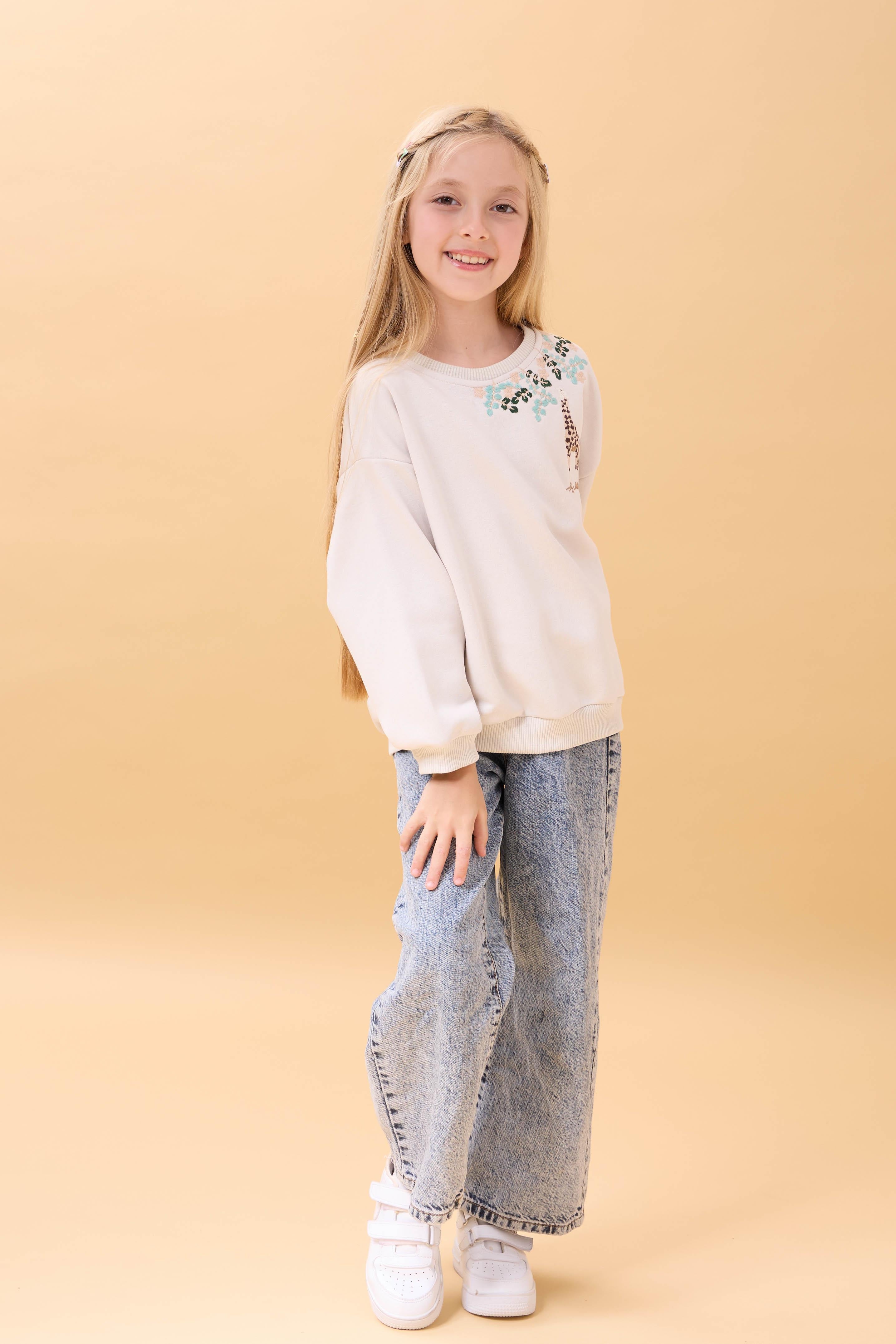 Kız Çocuk Zürafa Nakışlı Mevsimlik Oversize Sweatshirt – Taş