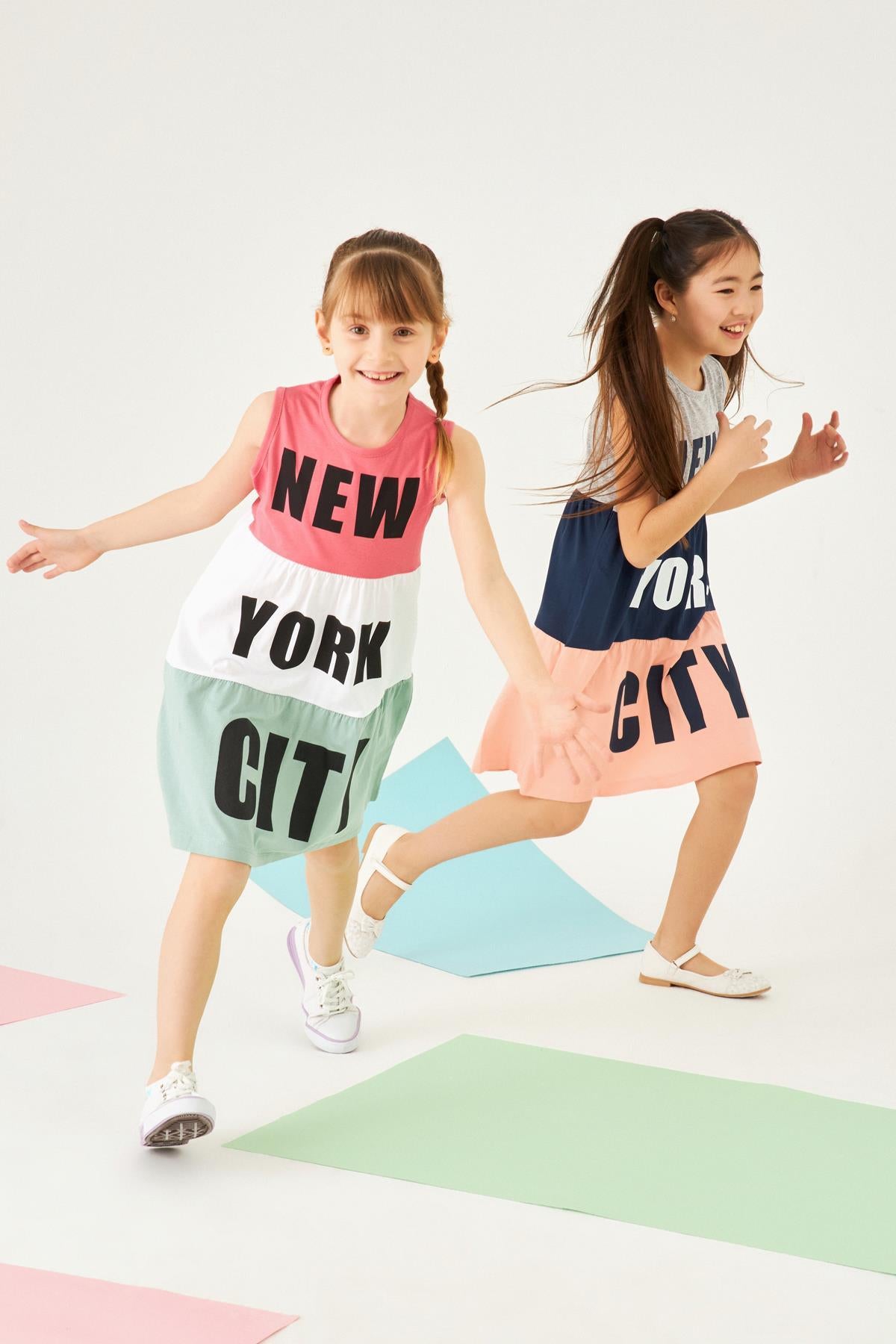 New York Baskılı Üç Parçalı Büzgülü Kız Çocuk Elbise