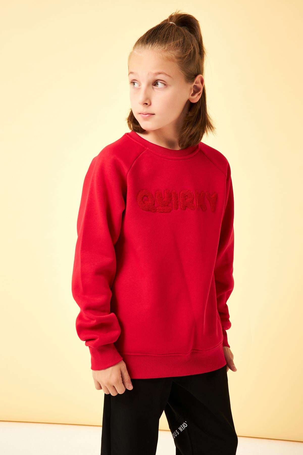 Regular Fit Bisiklet Yaka Süzene Nakışlı Unisex Çocuk Sweatshirt Kırmızı - Perendi
