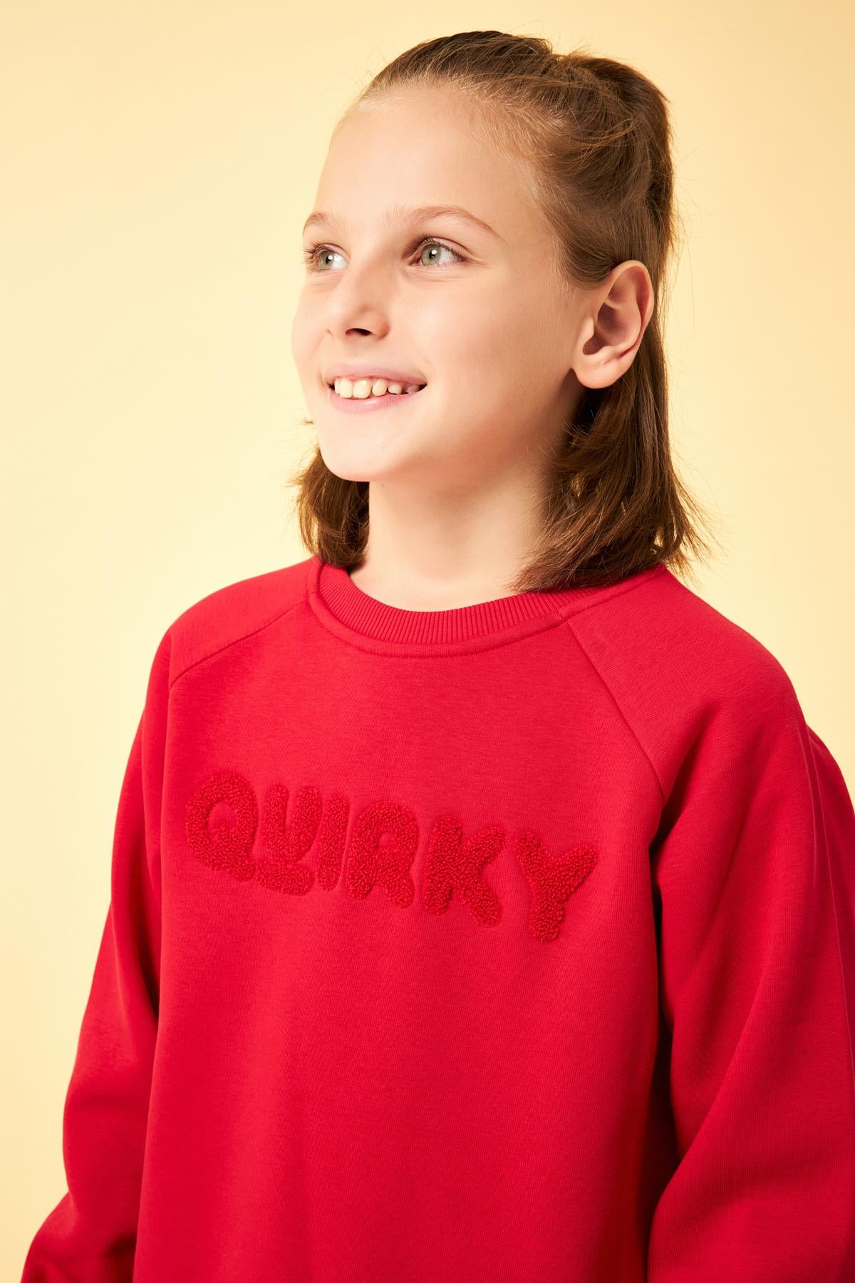 Regular Fit Bisiklet Yaka Süzene Nakışlı Unisex Çocuk Sweatshirt Kırmızı - Perendi