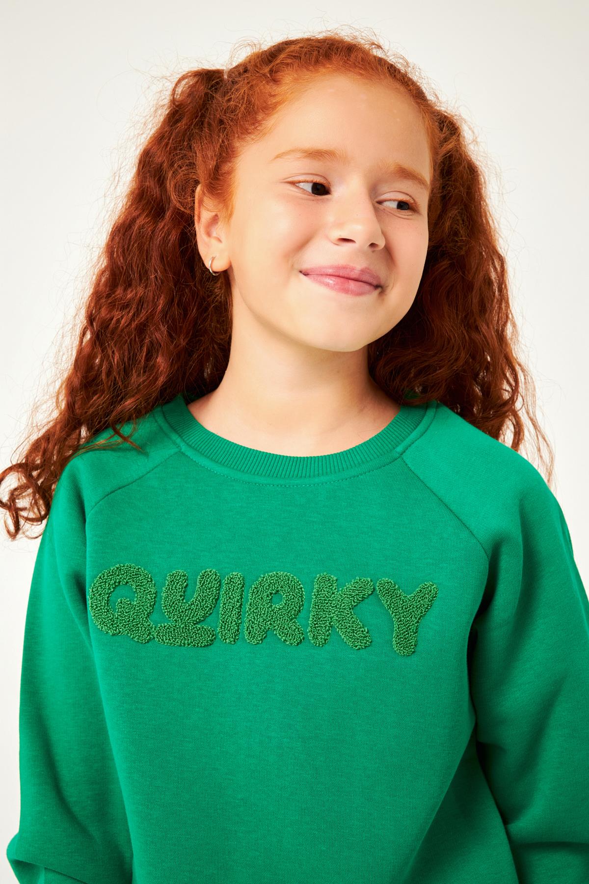 Regular Fit Bisiklet Yaka Süzene Nakışlı Unisex Çocuk Sweatshirt Yeşil - Perendi