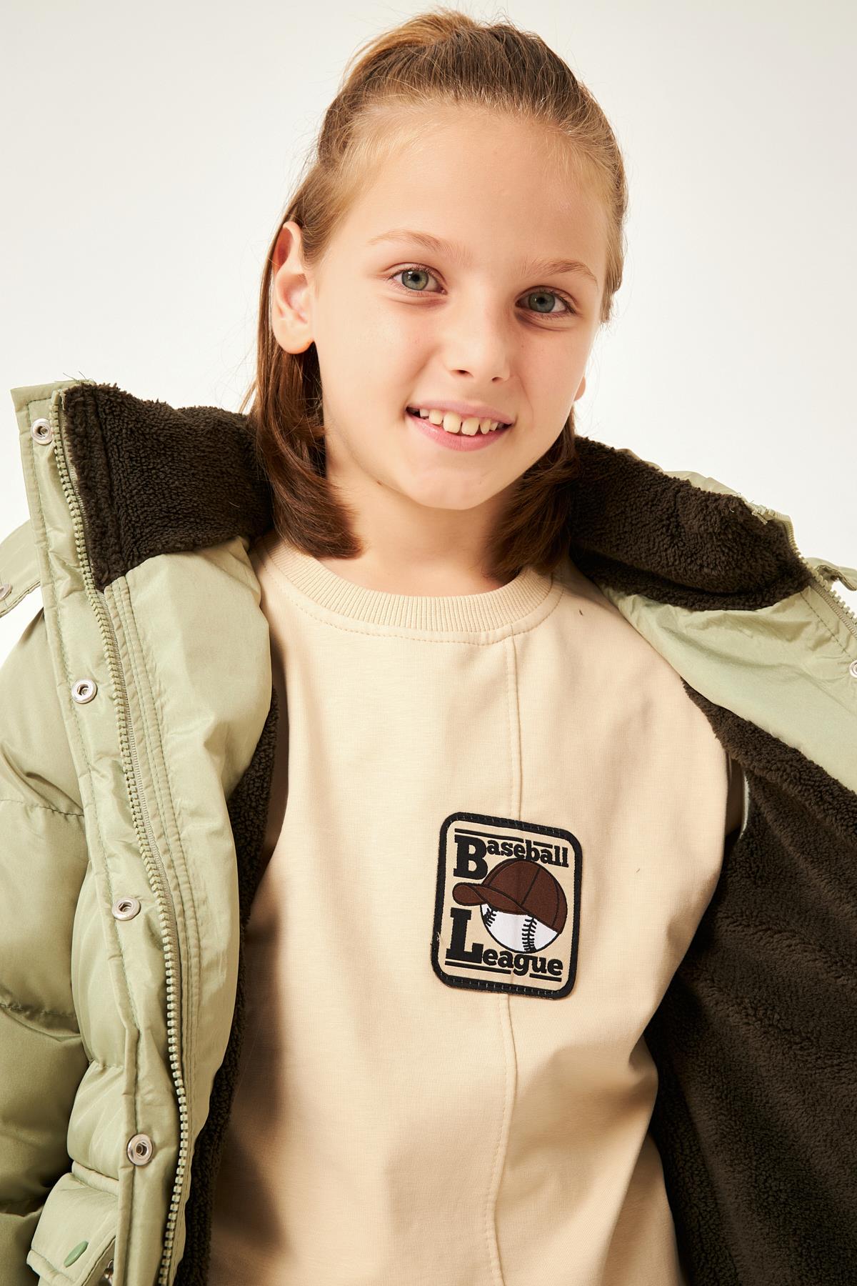 Cep Detaylı Kapüşonlu Unisex Çocuk Mont Haki - Perendi