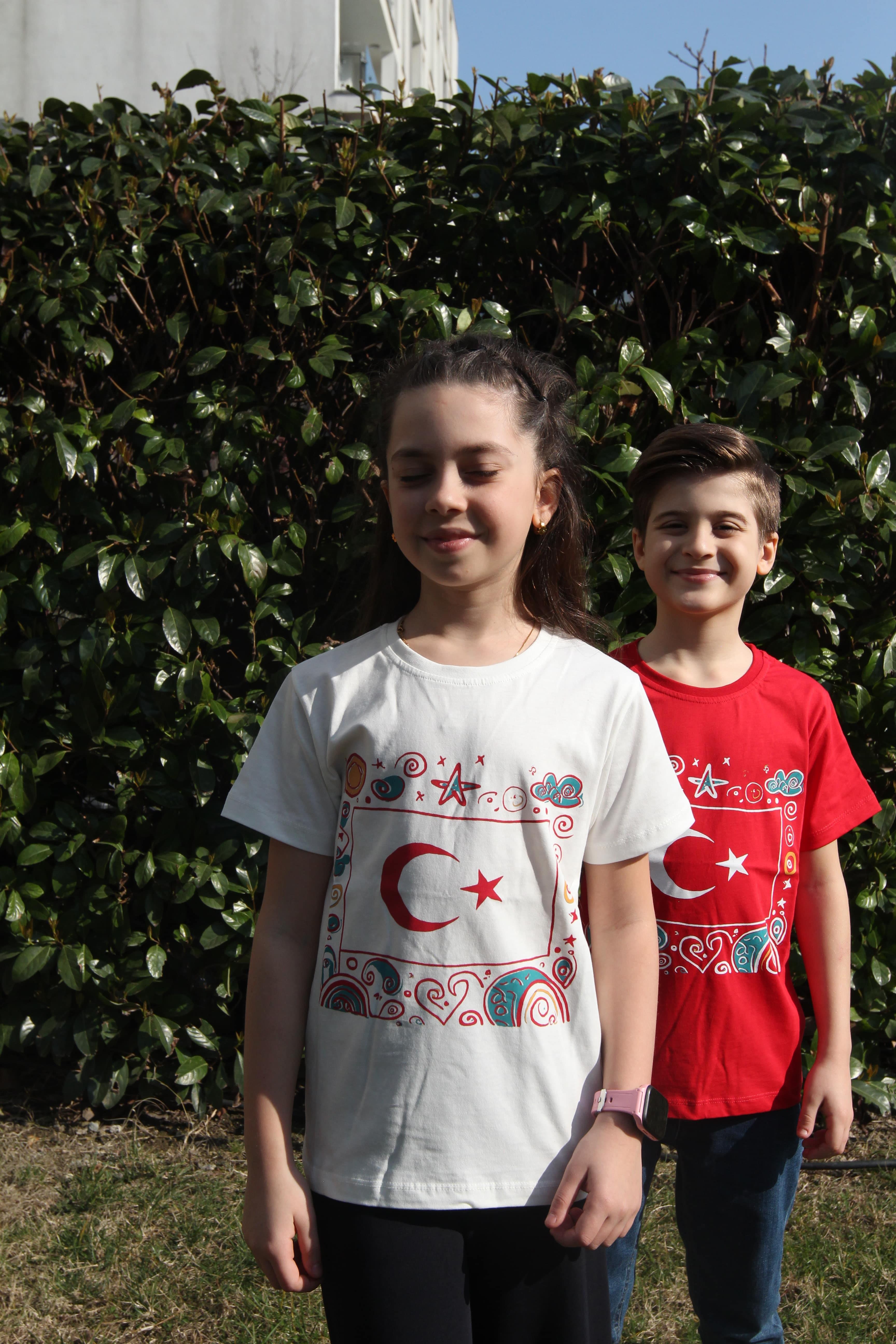 %100 Pamuklu Türk Bayraklı Kız Erkek Çocuk Tişört 23 Nisan 29 Ekim Bayramı