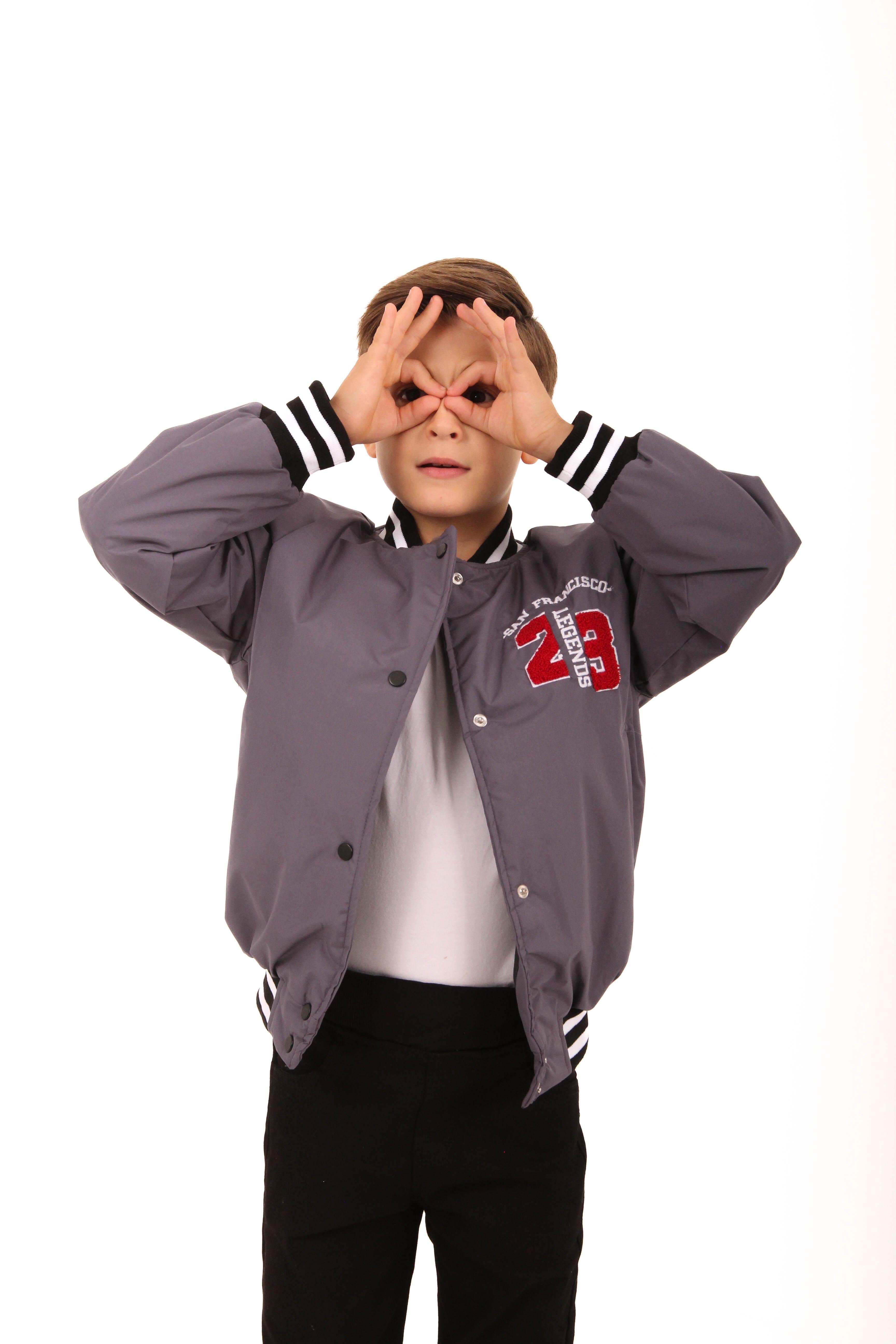 28 Nakışlı Erkek Çocuk Bomber Ceket