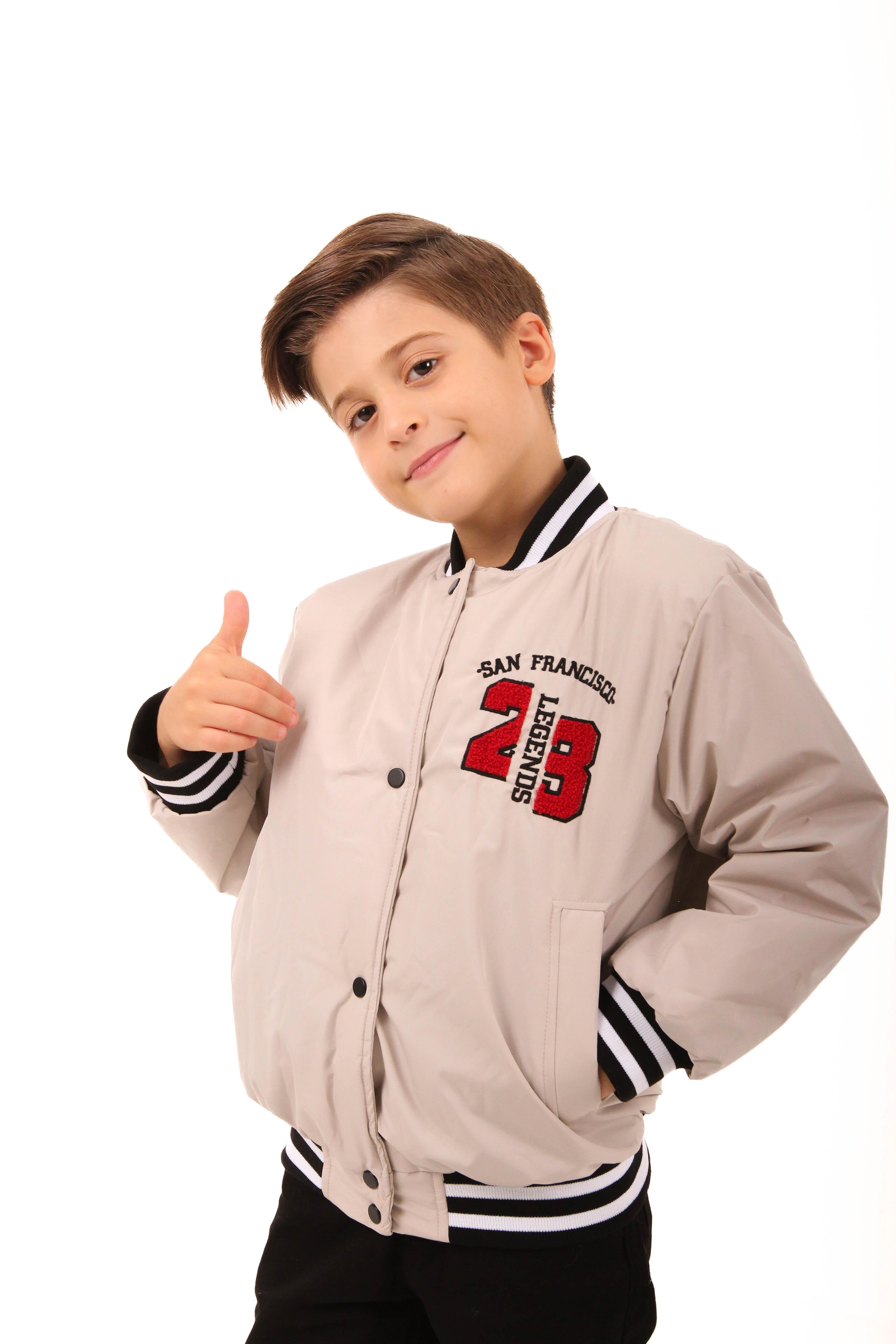 28 Nakışlı Erkek Çocuk Bomber Ceket