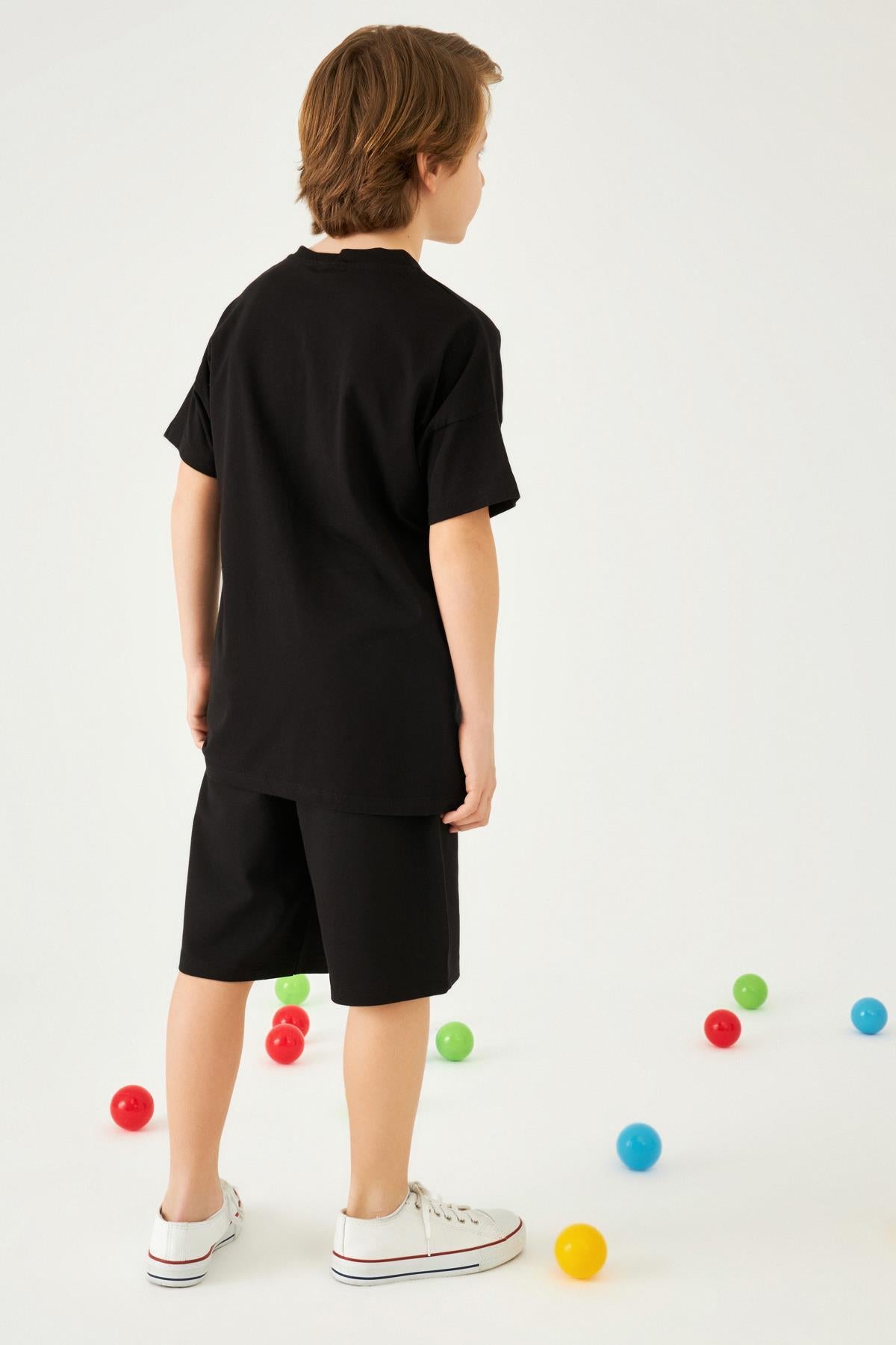 Asimetrik Basic Erkek Çocuk Şortlu Takım