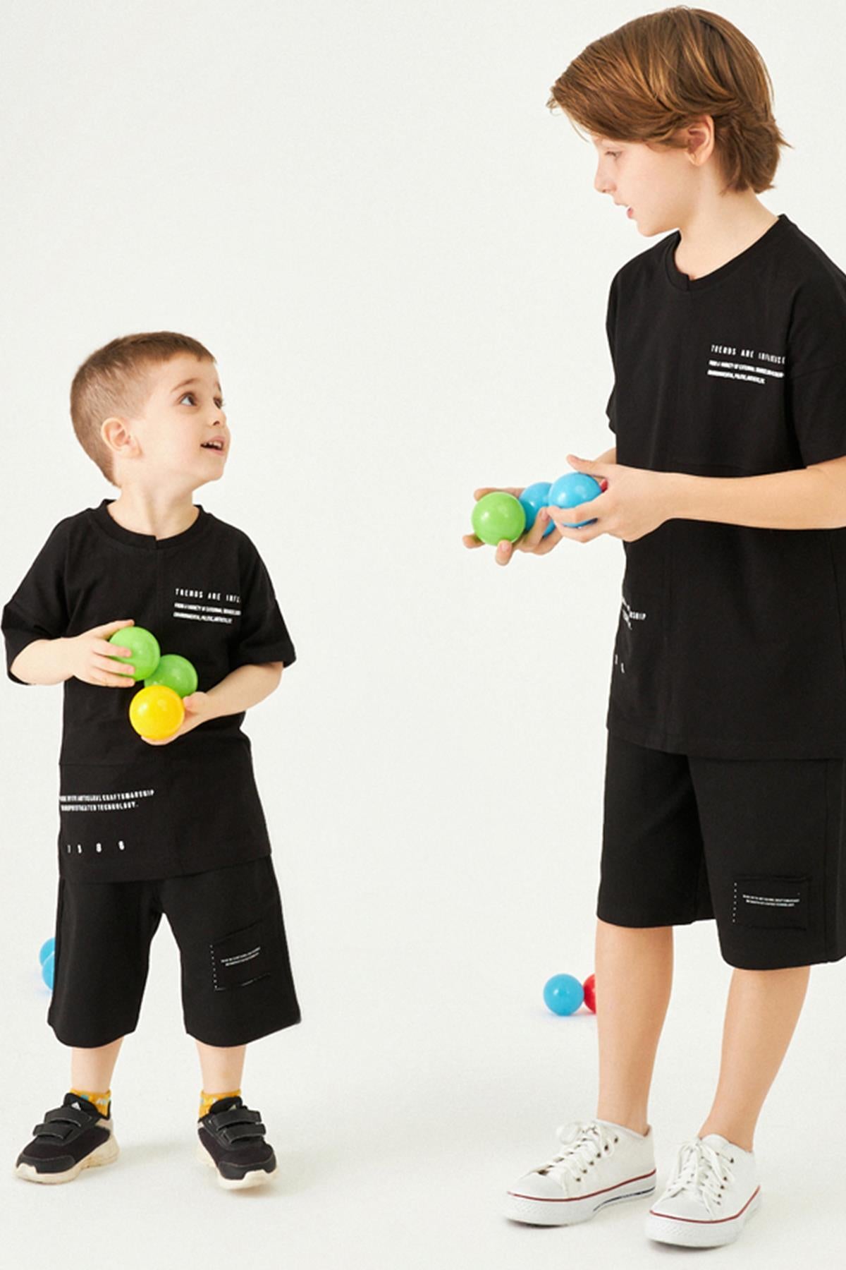 Asimetrik Basic Erkek Çocuk Şortlu Takım